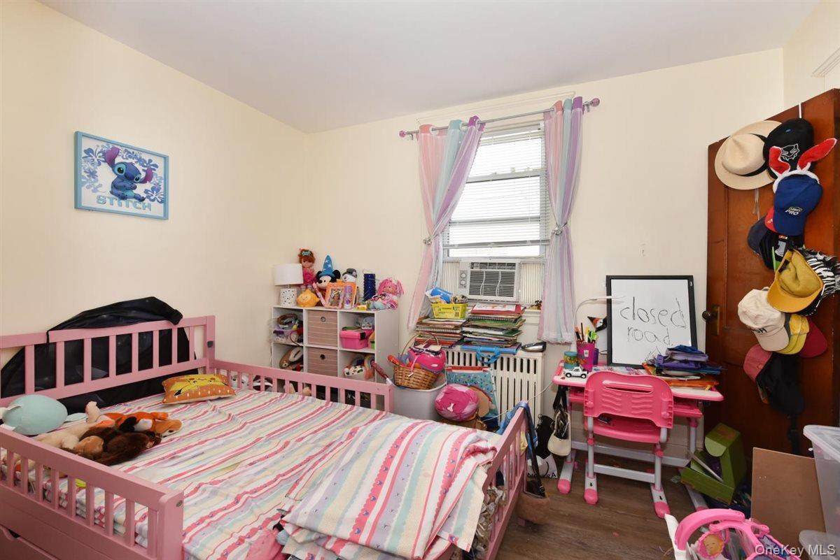 Single Family Dubois  Staten Island, NY 10310, MLS-904072-7