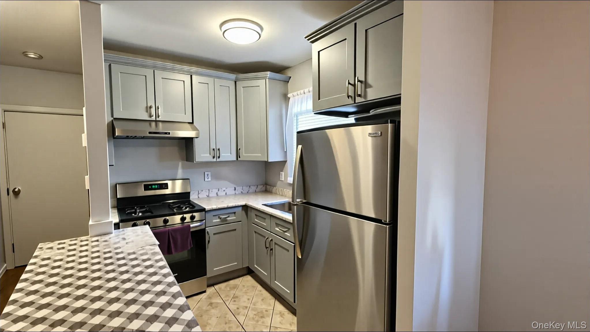 Single Family 95th  Queens, NY 11416, MLS-904088-7