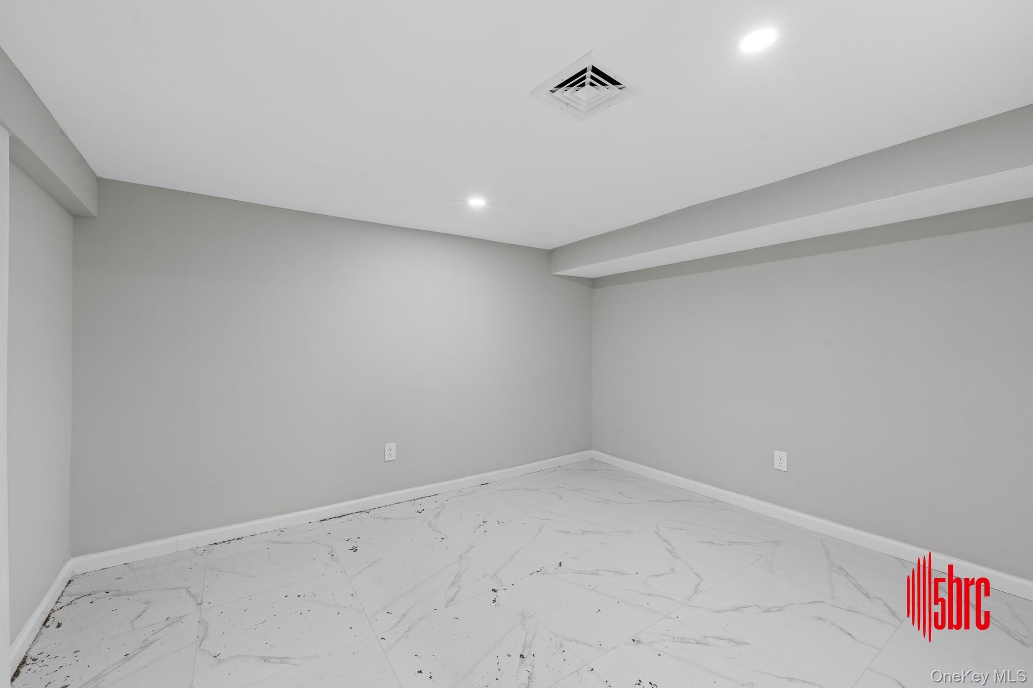 Single Family 95th  Queens, NY 11419, MLS-904093-24