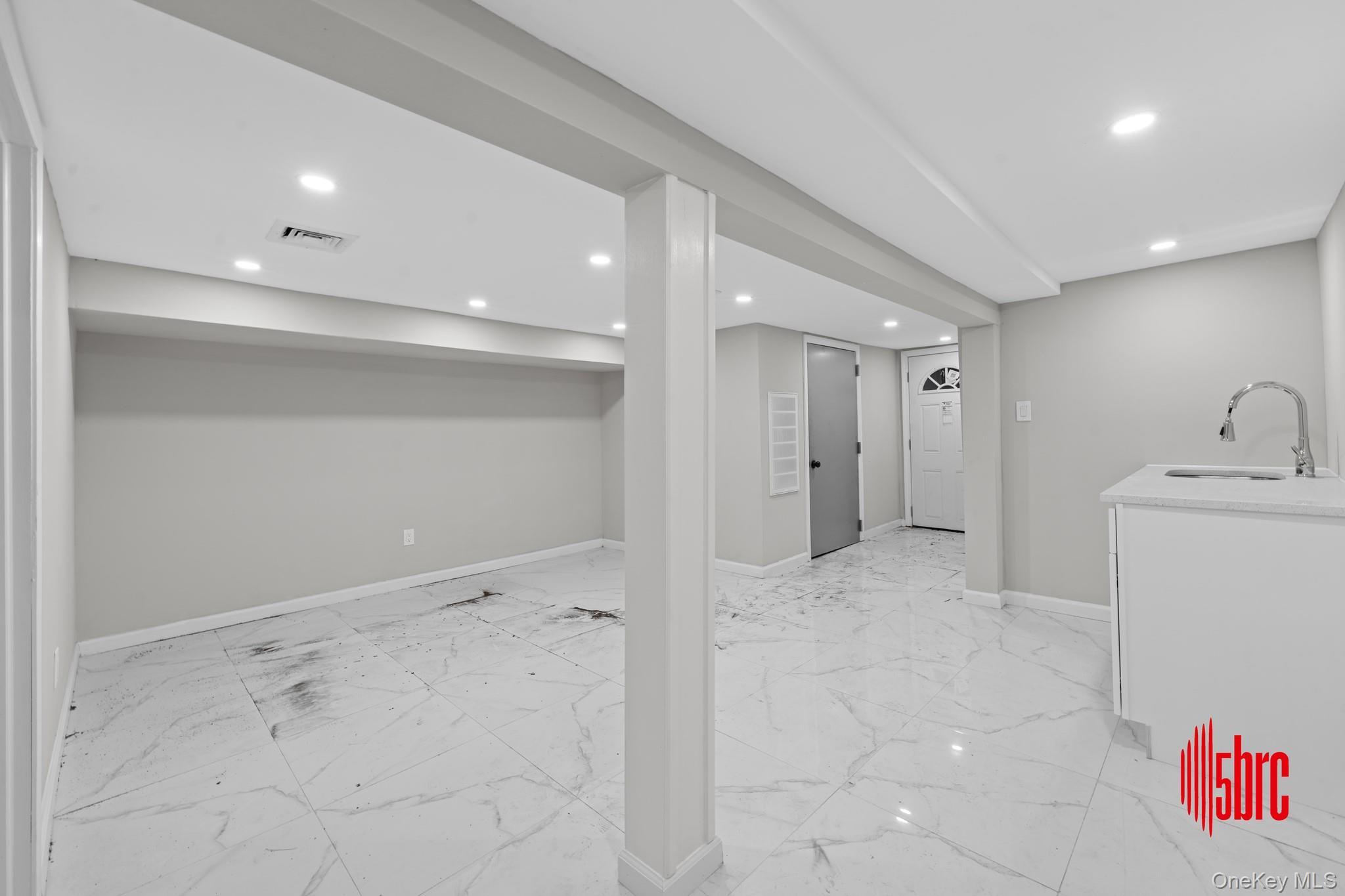 Single Family 95th  Queens, NY 11419, MLS-904093-26