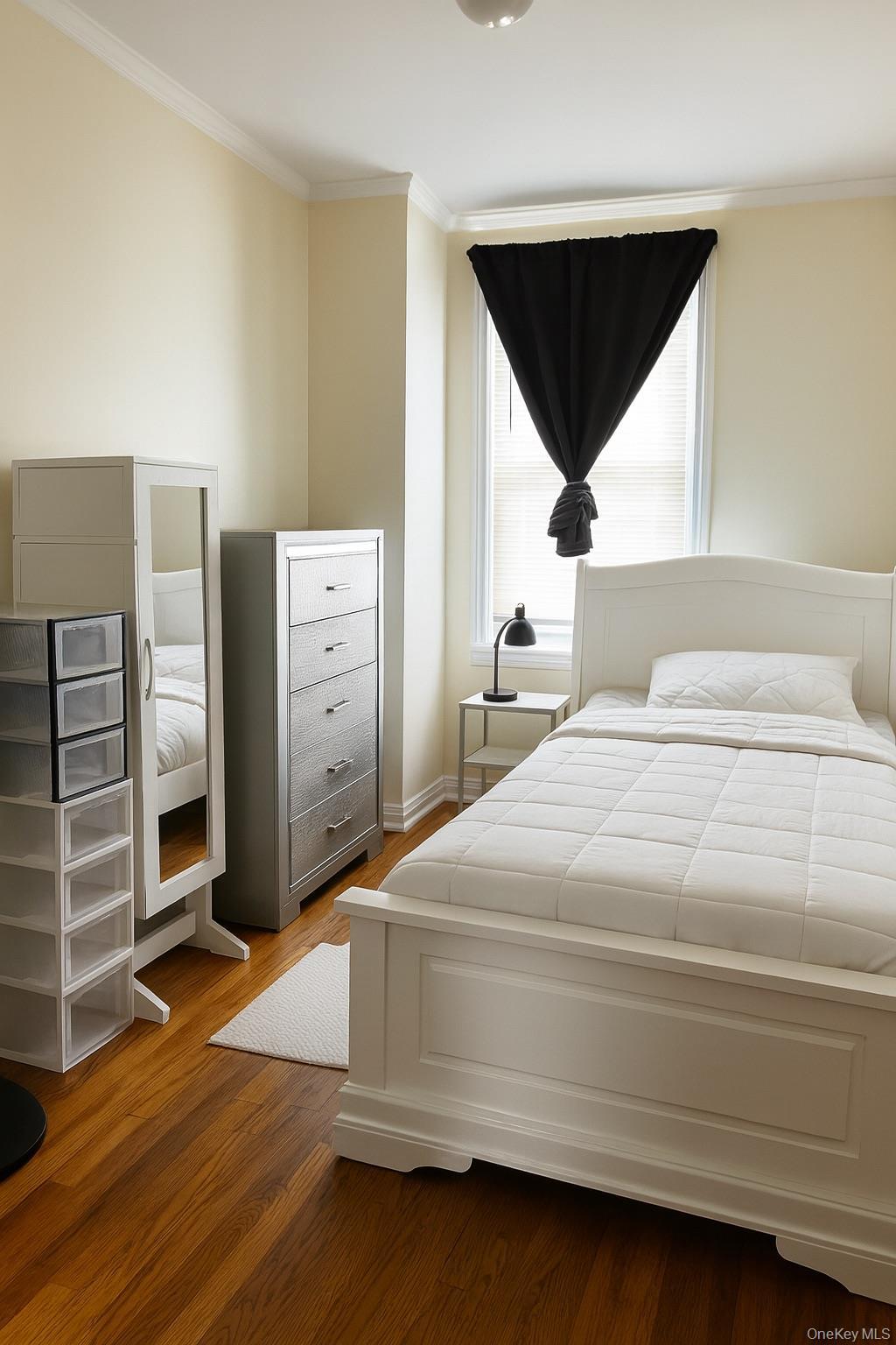 Single Family Woodhaven Blvd  Queens, NY 11373, MLS-904119-11