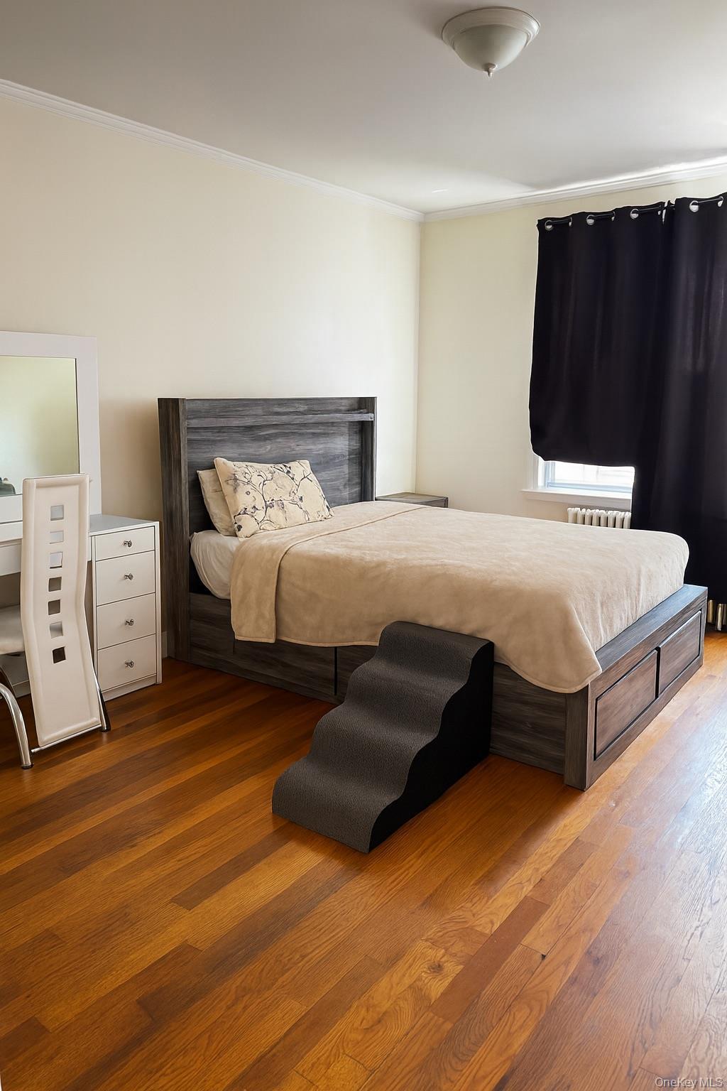 Single Family Woodhaven Blvd  Queens, NY 11373, MLS-904119-8