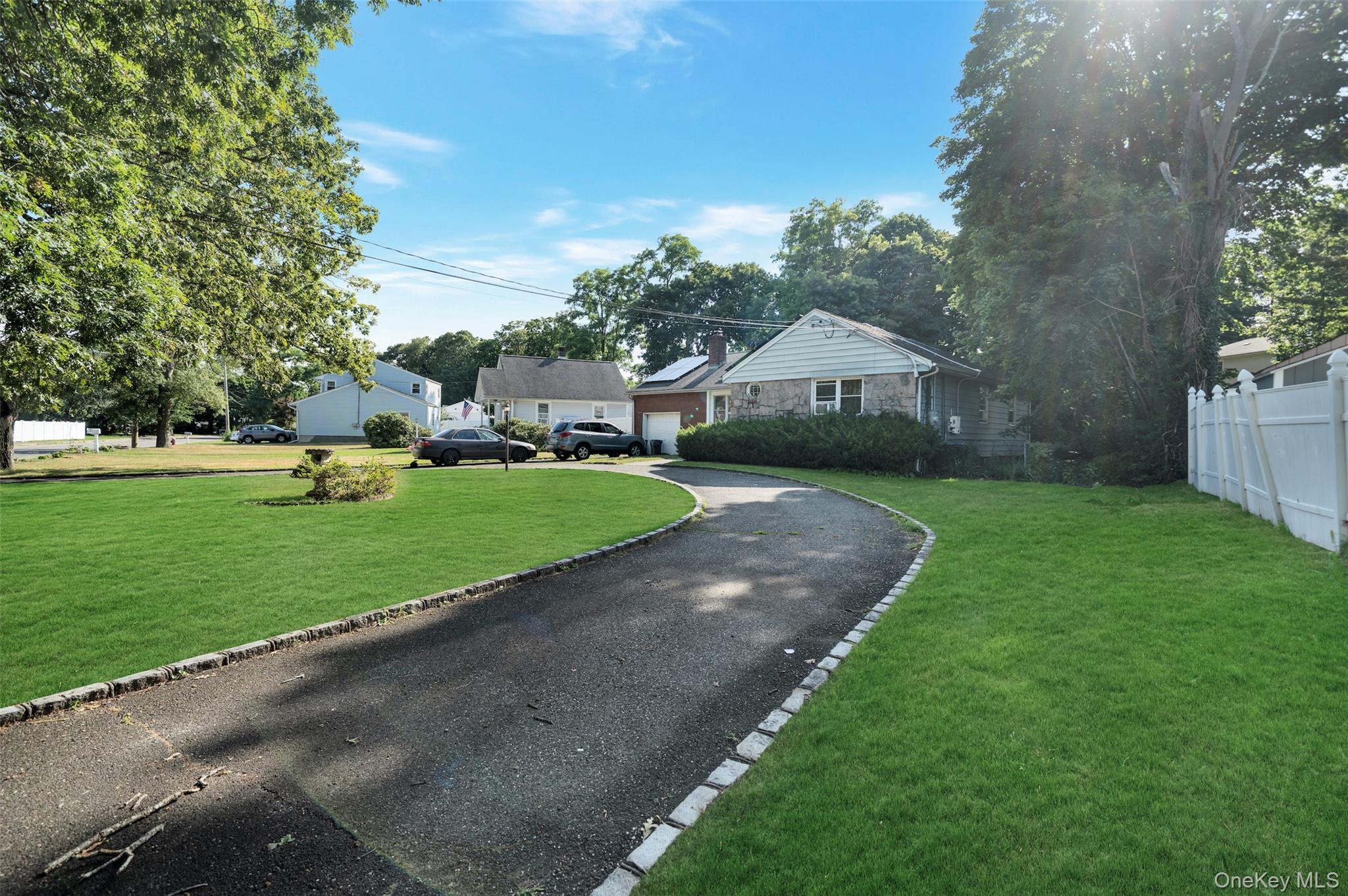 Single Family Melville Rd N  Suffolk County, NY 11746, MLS-904141-2