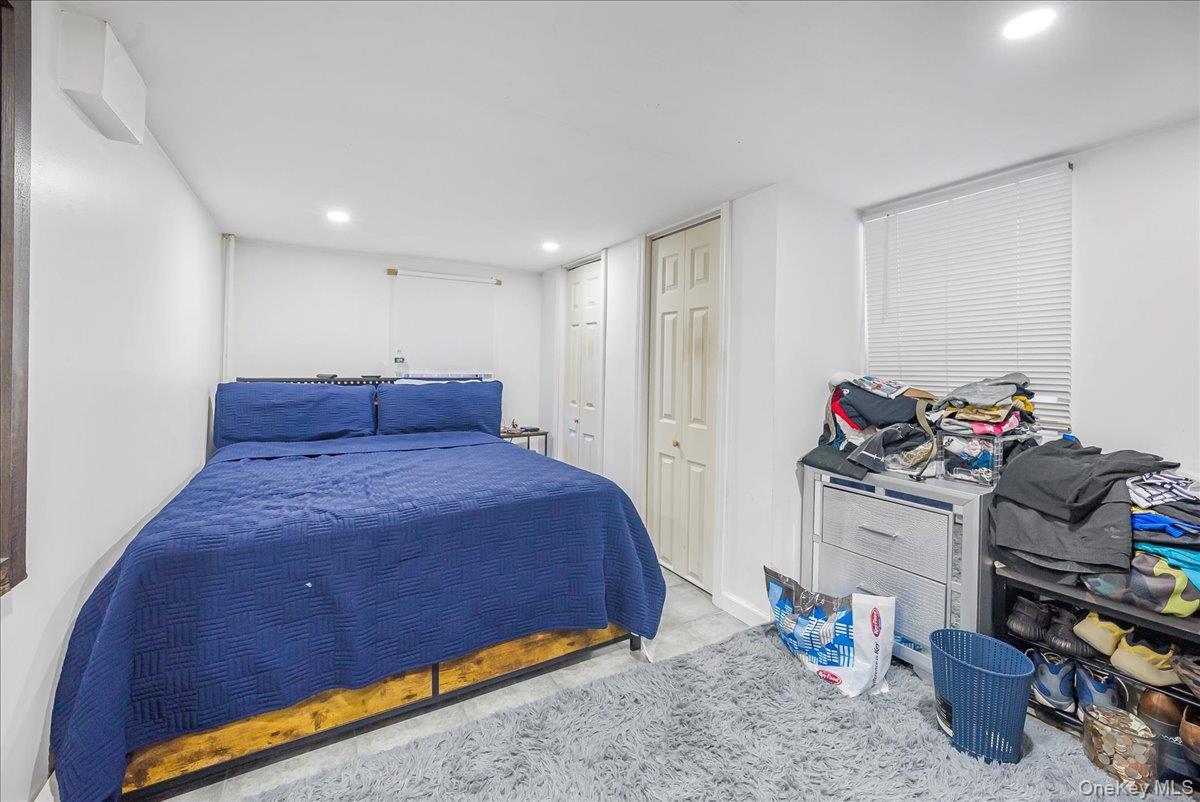 Single Family Kennellworth  Bronx, NY 10465, MLS-904152-19