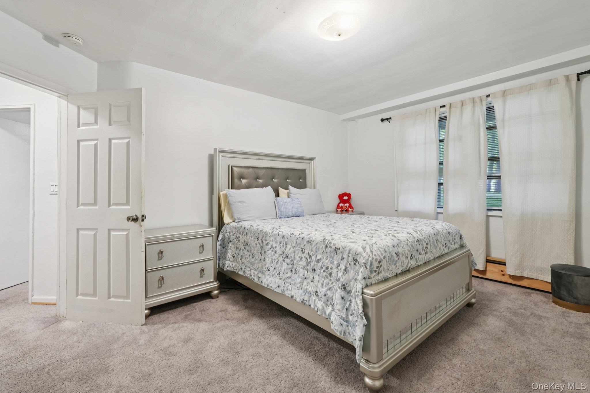 Coop Oakdale Manor  Rockland County, NY 10901, MLS-904157-28