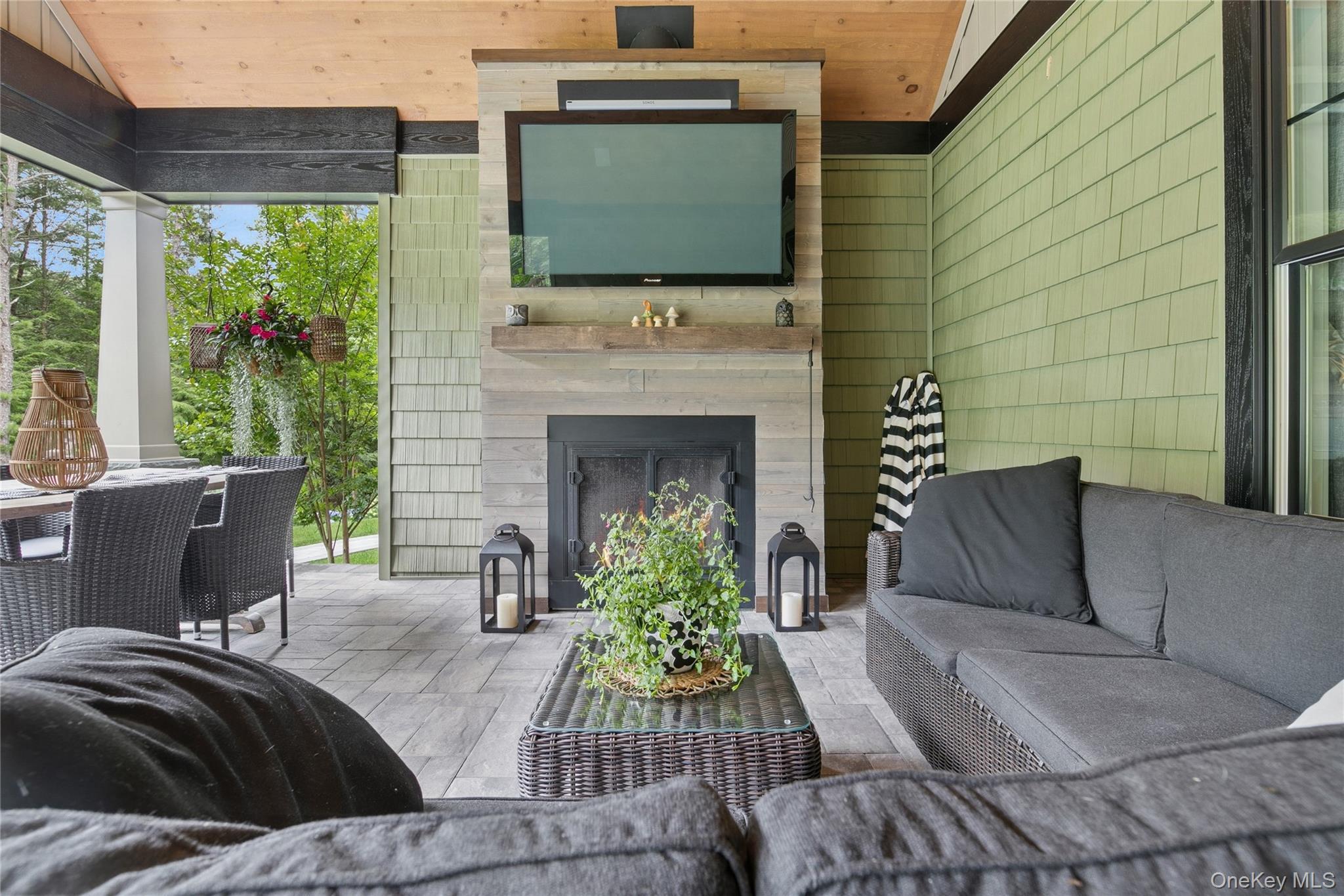 Single Family Jonah Suffolk County, NY 11764, MLS-904166-33