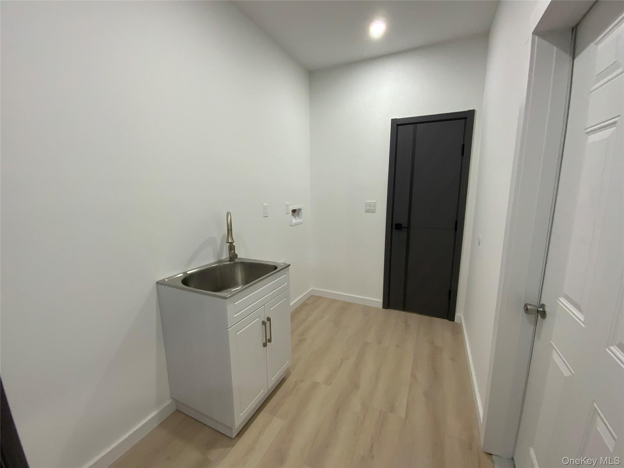 Single Family Dunn Town  Sullivan County, NY 12790, MLS-904174-21