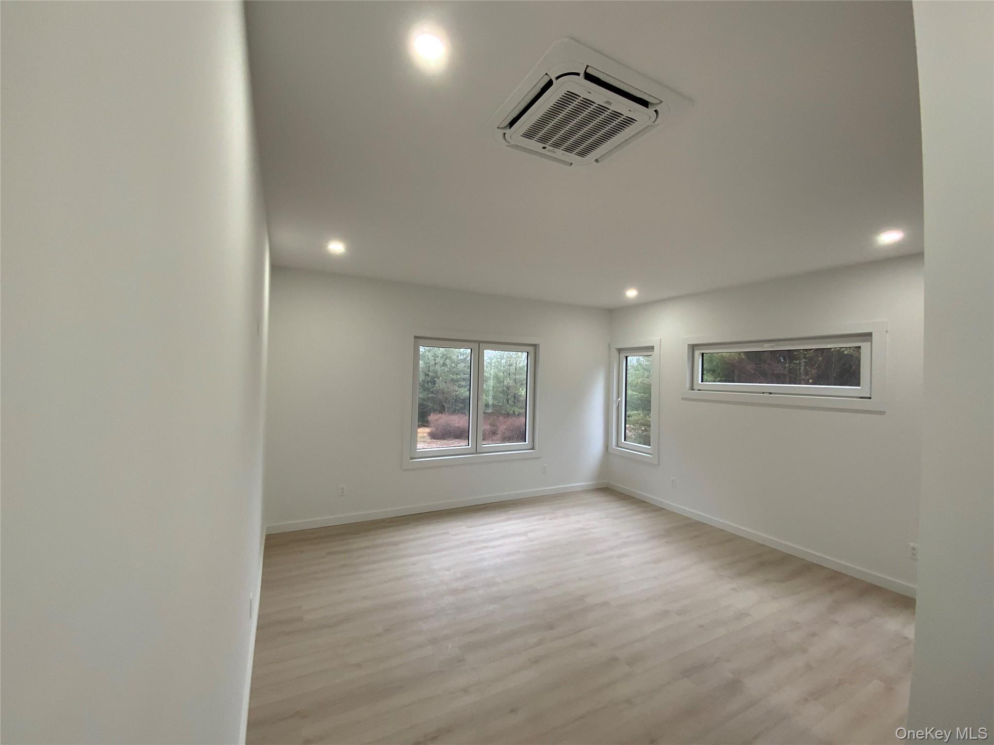 Single Family Dunn Town  Sullivan County, NY 12790, MLS-904174-22