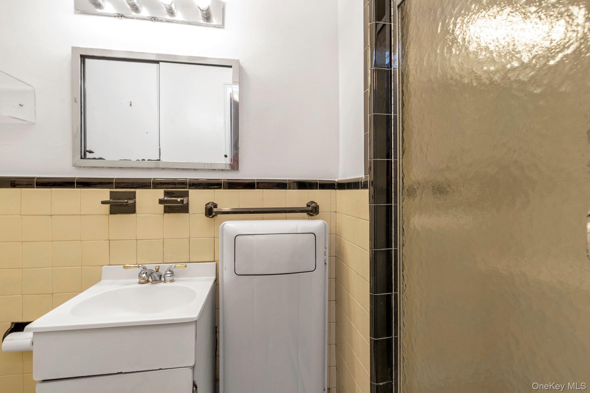 Coop Yellowstone Queens, NY 11375, MLS-904256-12