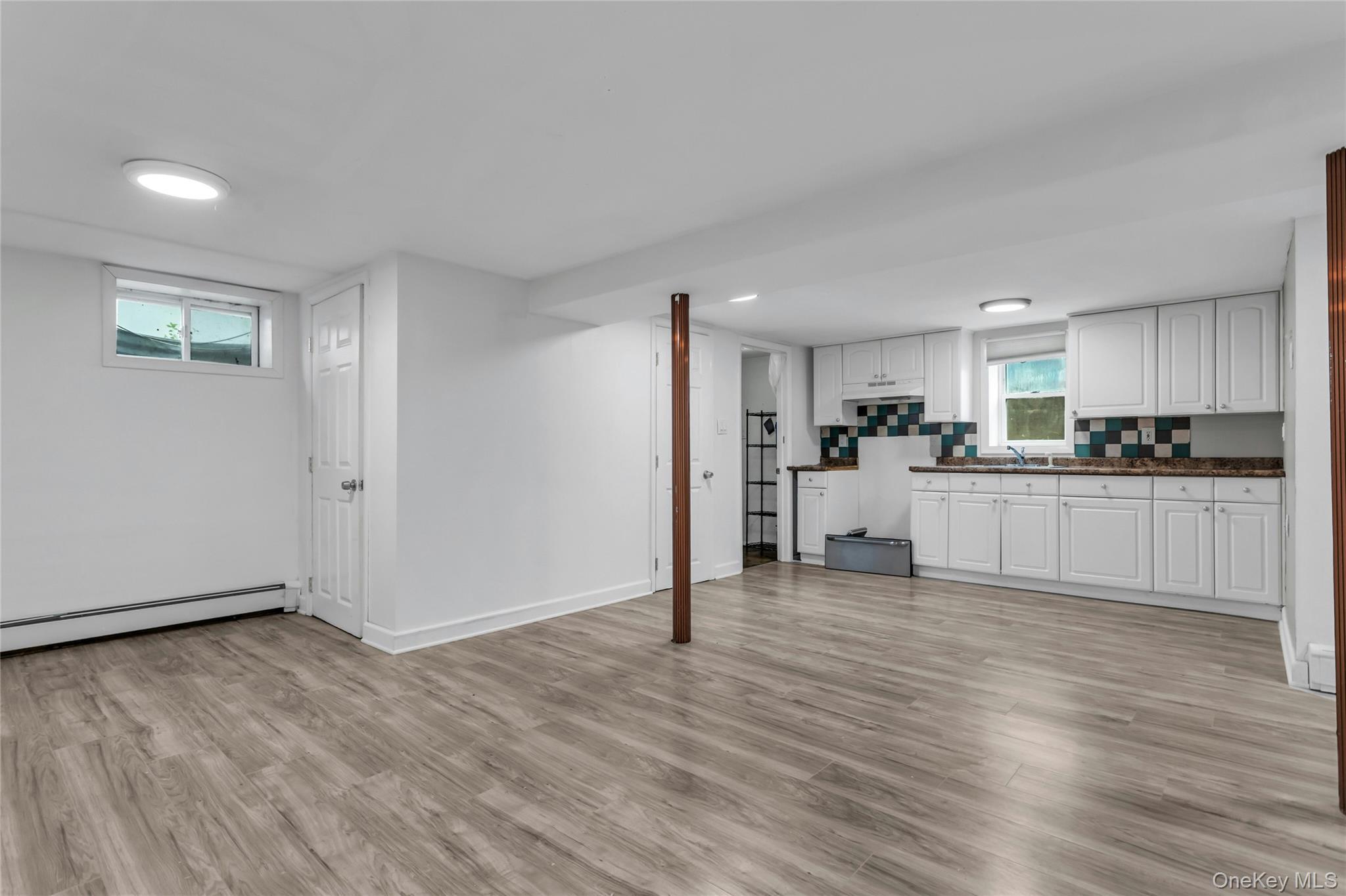 Single Family Hickory Nassau County, NY 11758, MLS-904311-17