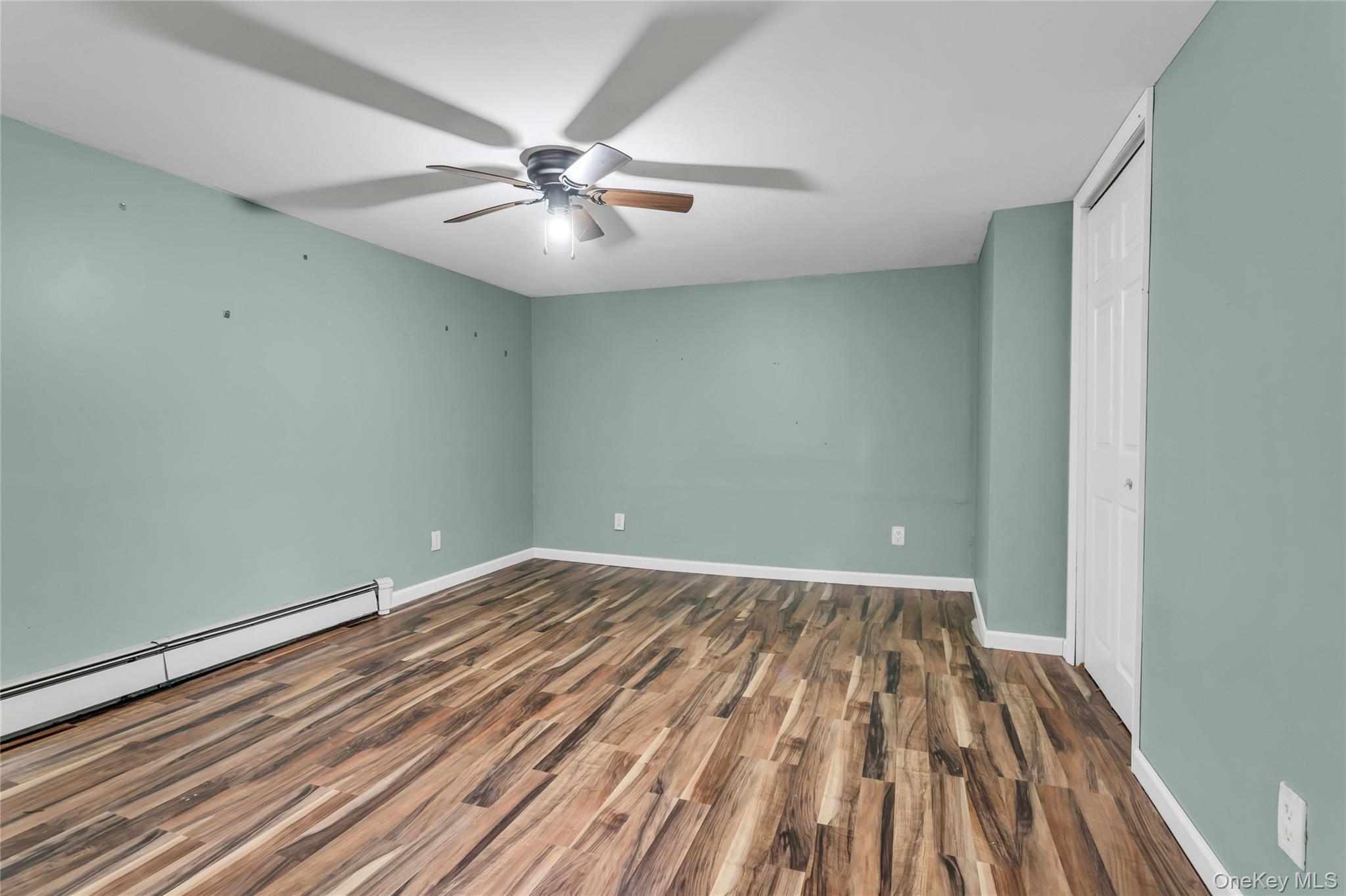 Single Family Hickory Nassau County, NY 11758, MLS-904311-23