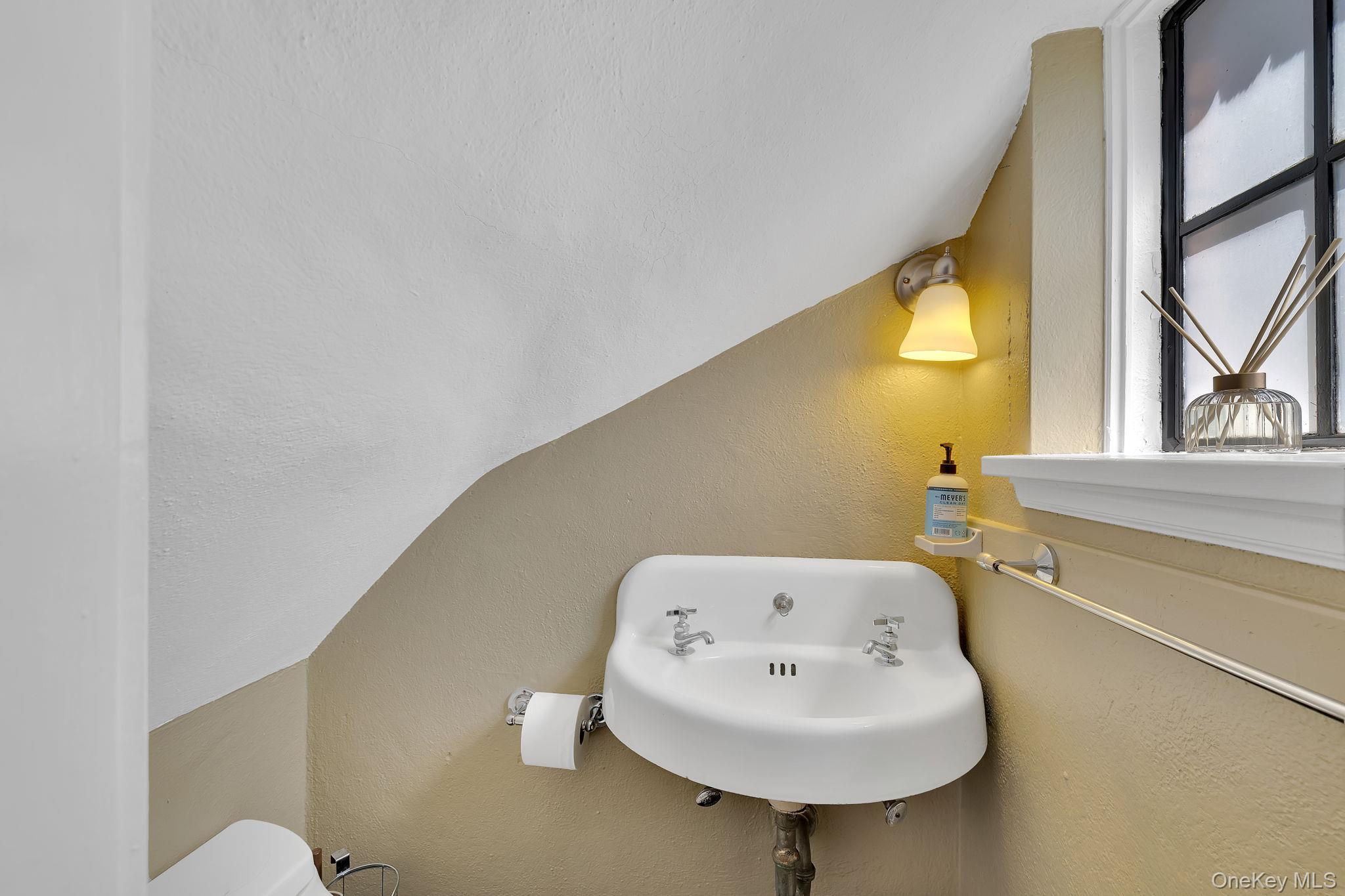 Single Family Seaman  Dutchess County, NY 12601, MLS-904332-32