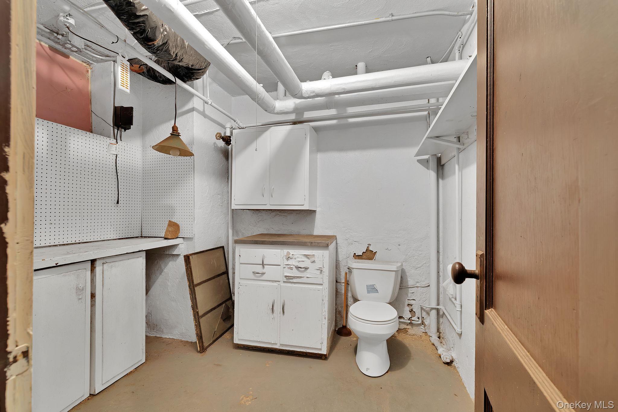 Single Family Seaman  Dutchess County, NY 12601, MLS-904332-38