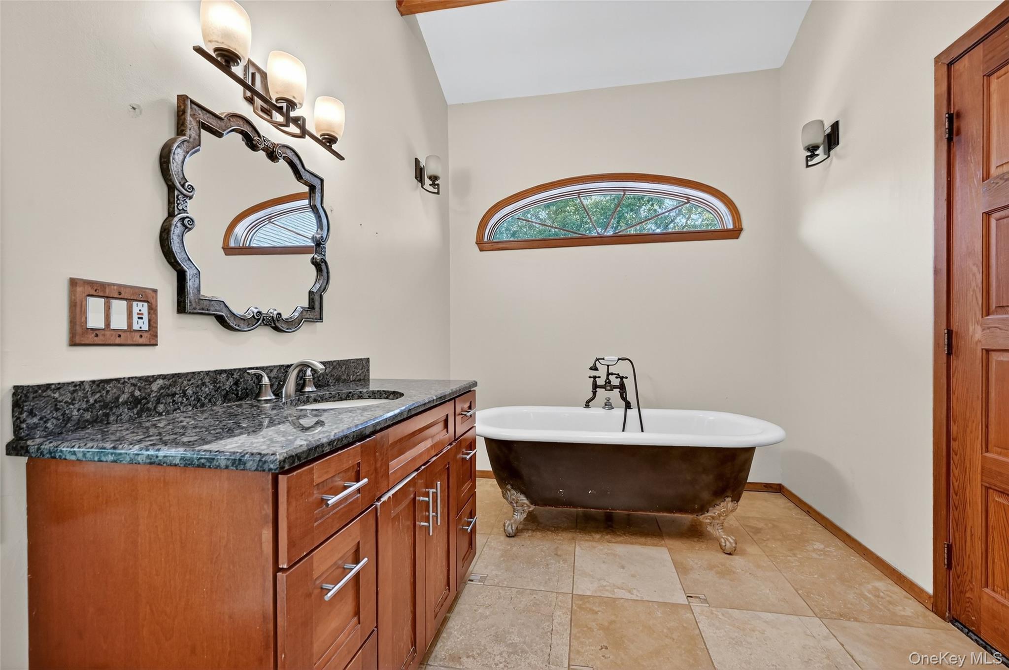 Single Family Renies  Orange County, NY 10918, MLS-904334-23