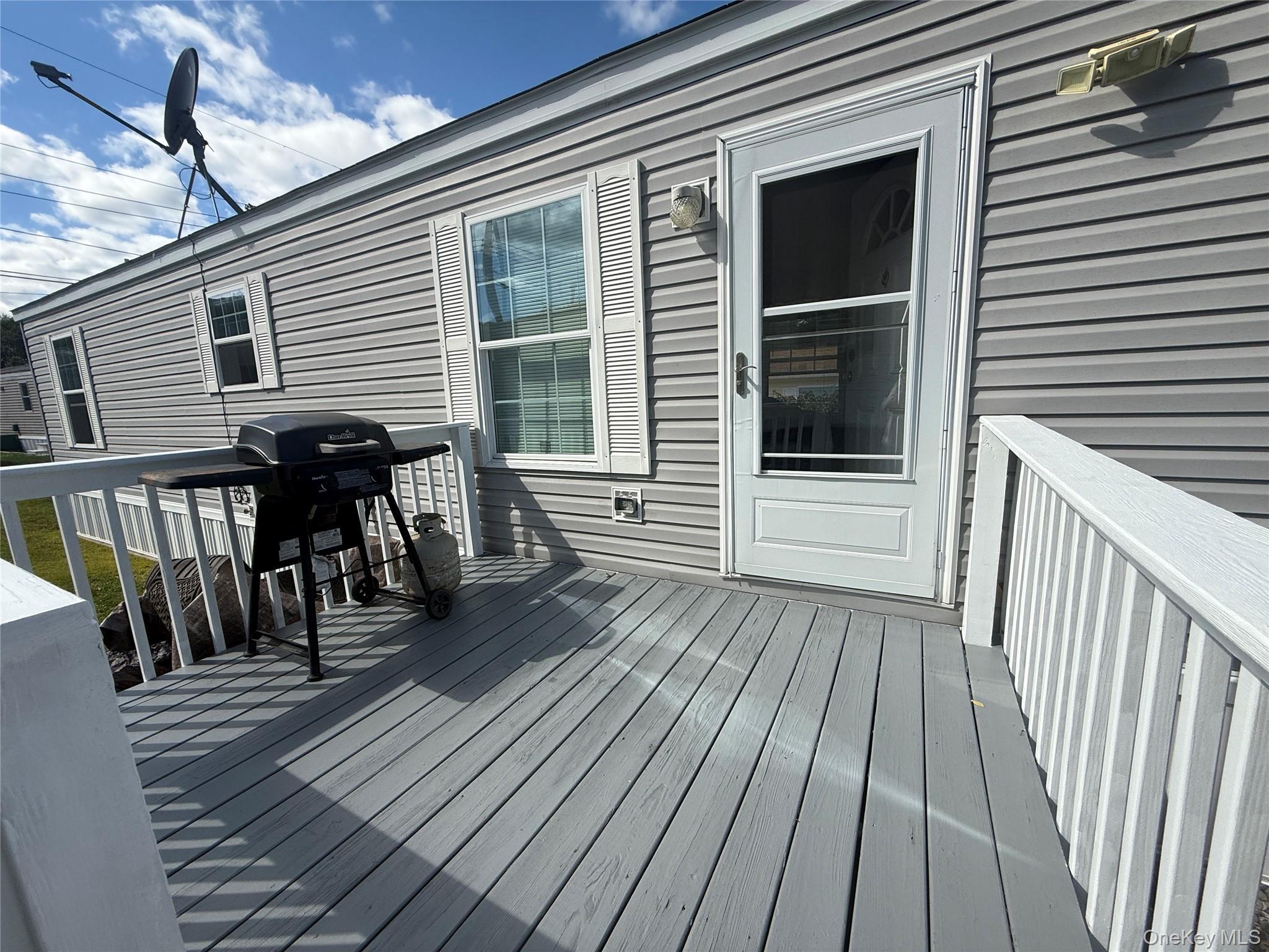 Single Family Sandgate  Orange County, NY 12553, MLS-904360-2