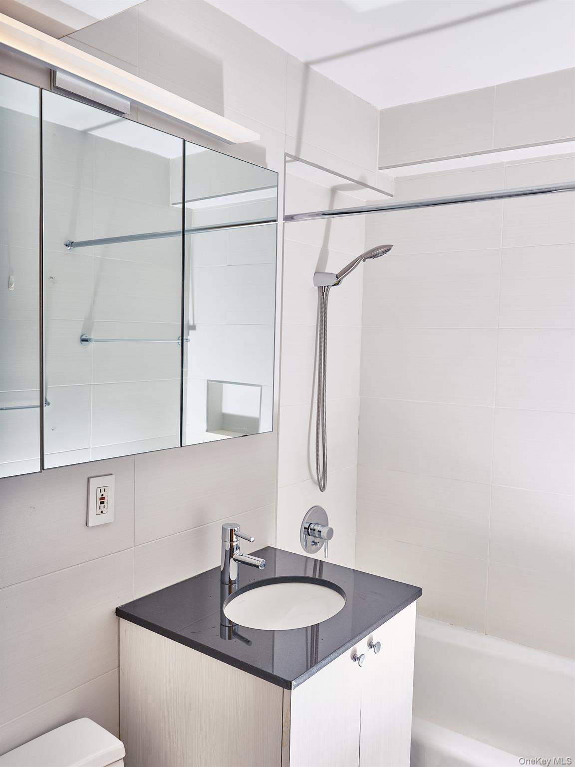 Condo 53rd  Manhattan, NY 10022, MLS-904387-13