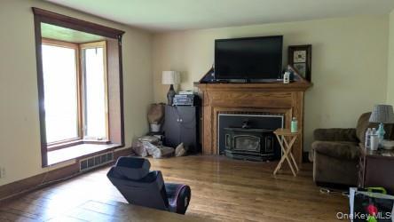 Single Family Old Mill  Dutchess County, NY 12603, MLS-904495-8