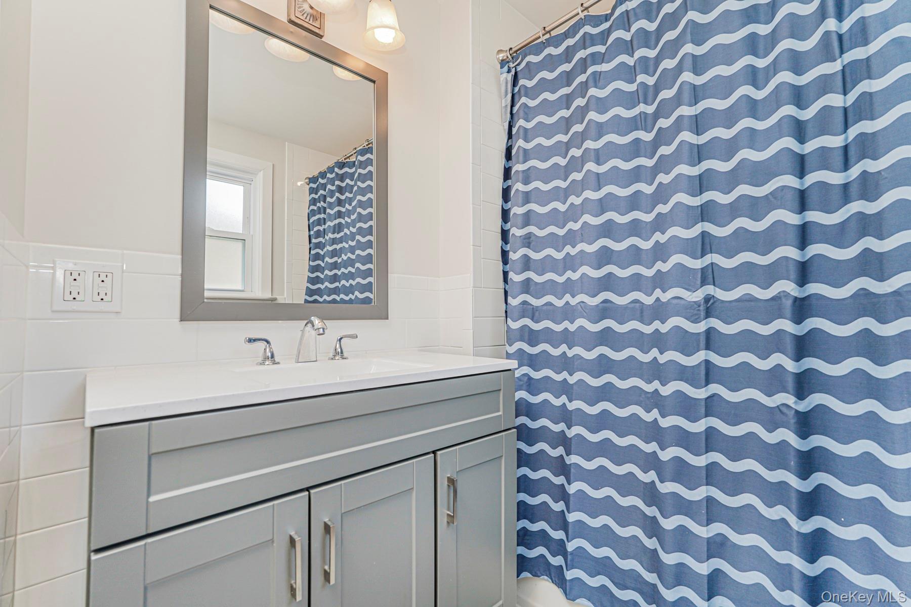 Single Family Hawthorne Staten Island, NY 10314, MLS-904502-19