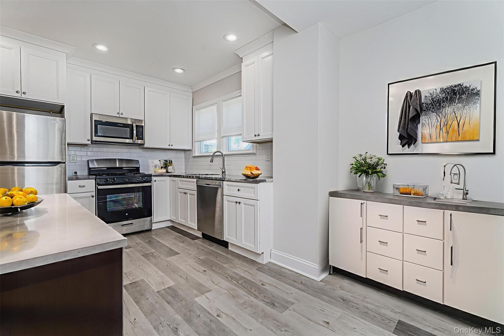 Single Family Hawthorne Staten Island, NY 10314, MLS-904502-7