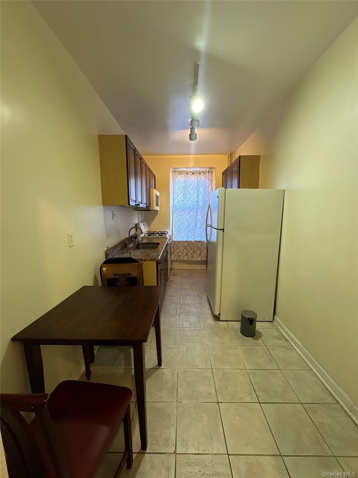 Coop Saunders  Queens, NY 11374, MLS-904528-8