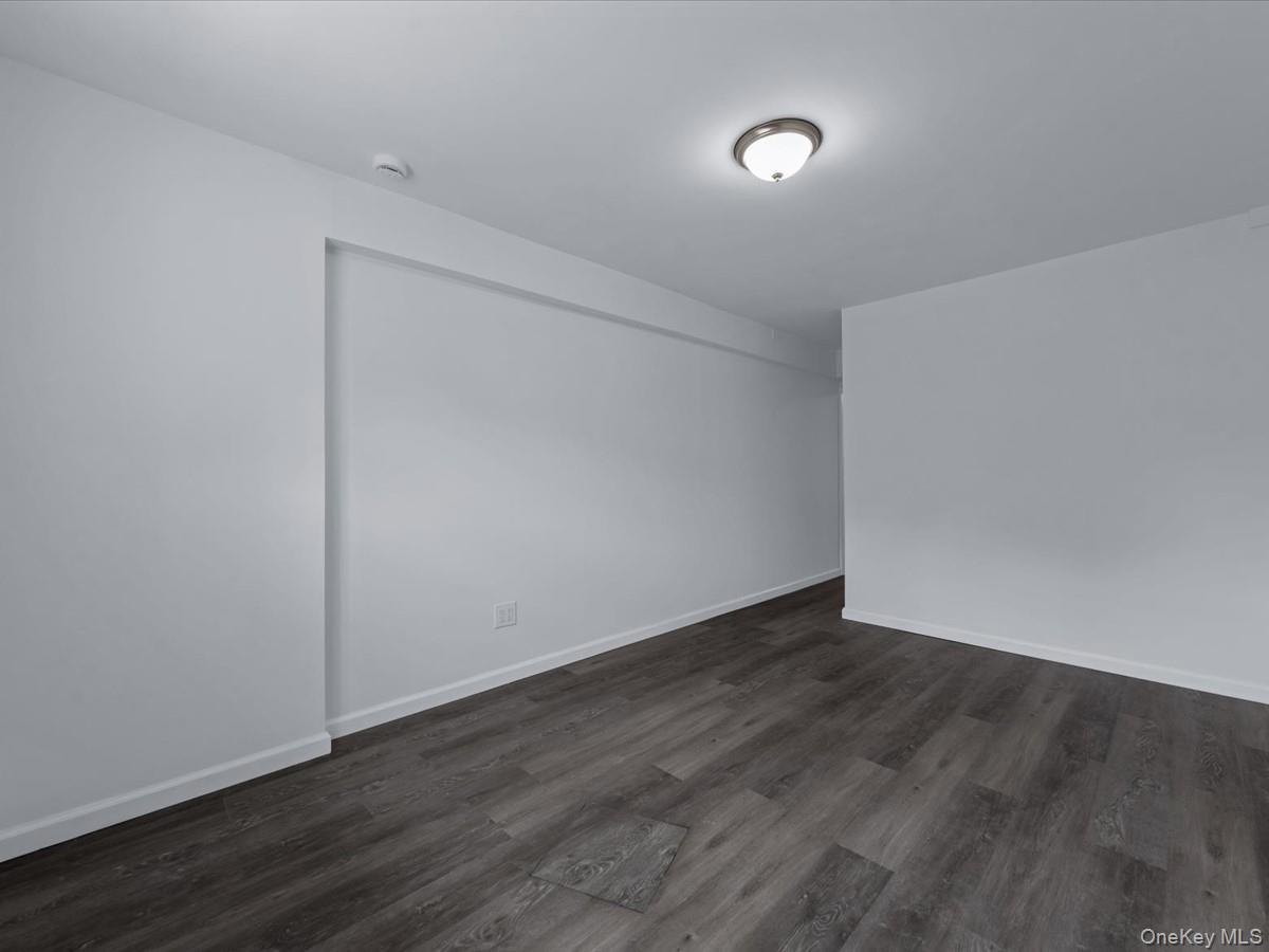 Single Family Middletown  Bronx, NY 10461, MLS-904541-12