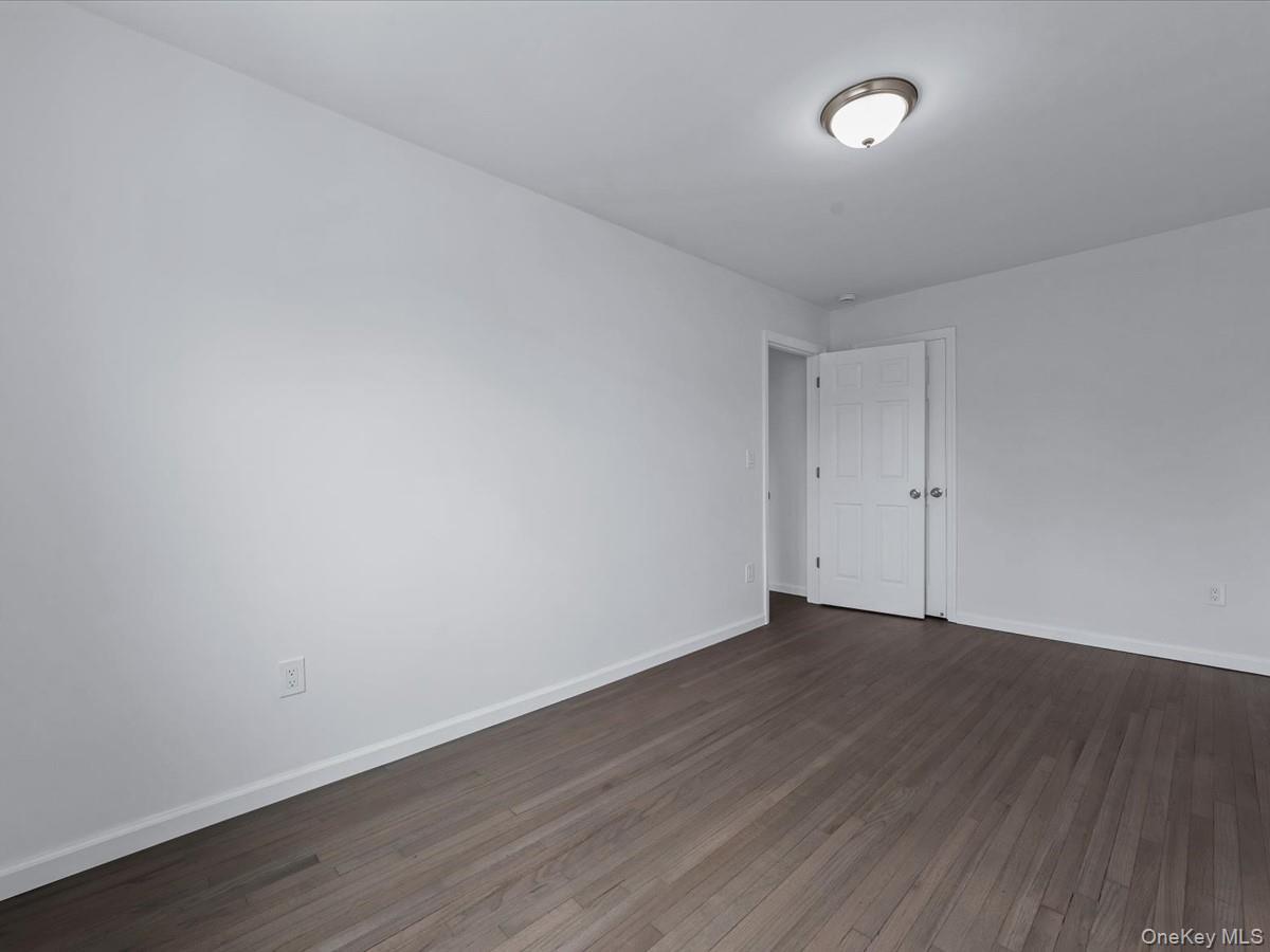 Single Family Middletown  Bronx, NY 10461, MLS-904541-16