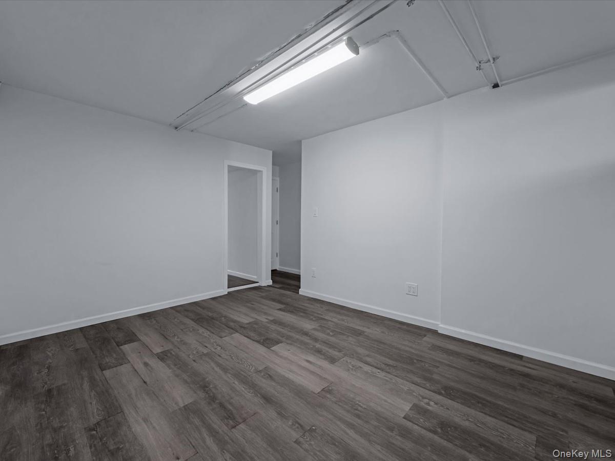 Single Family Middletown  Bronx, NY 10461, MLS-904541-22