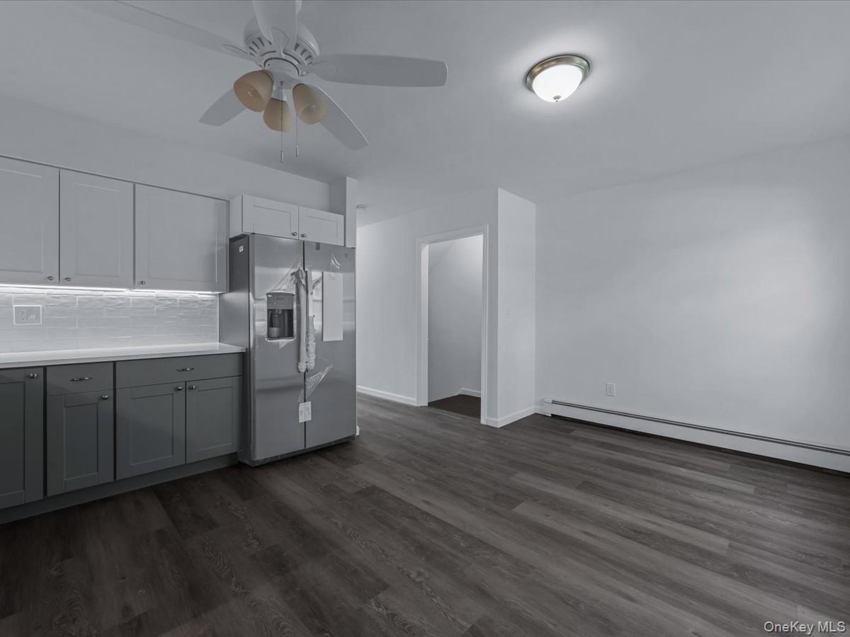 Single Family Middletown  Bronx, NY 10461, MLS-904541-3