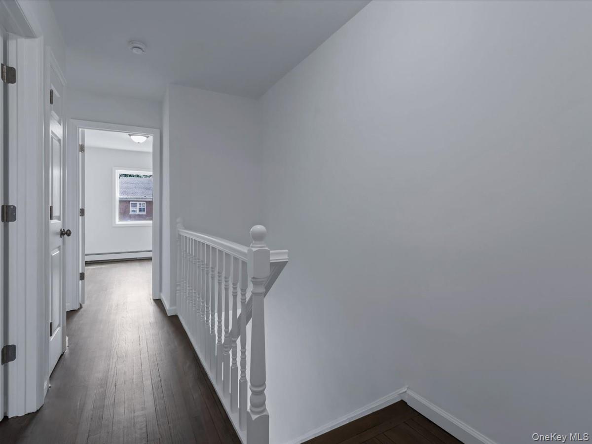 Single Family Middletown  Bronx, NY 10461, MLS-904541-9