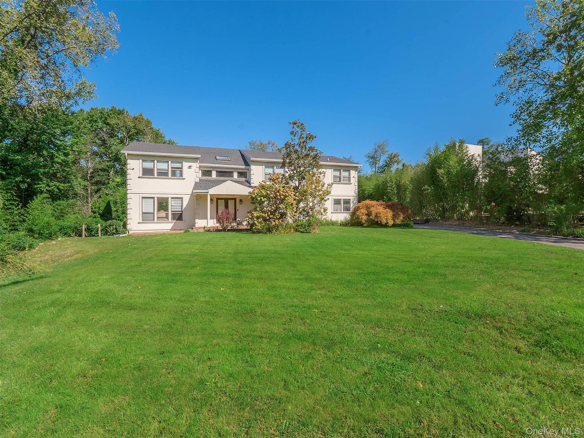 Single Family Carriage Nassau County, NY 11024, MLS-904549-31