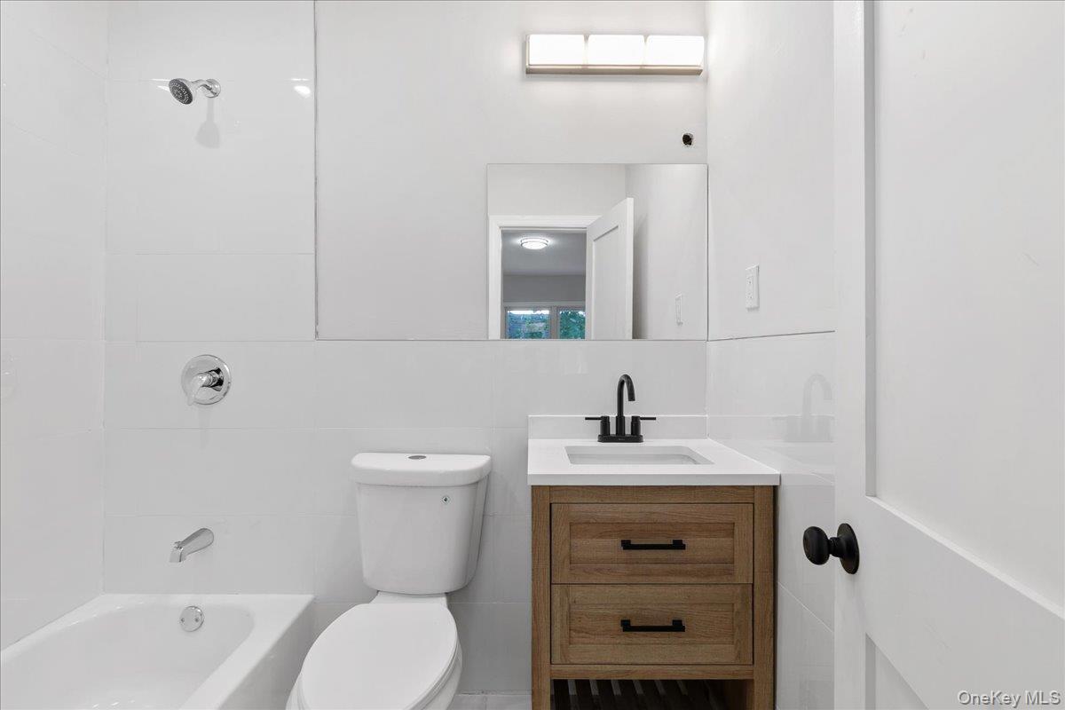 Single Family Rosalind Nassau County, NY 11003, MLS-904557-18