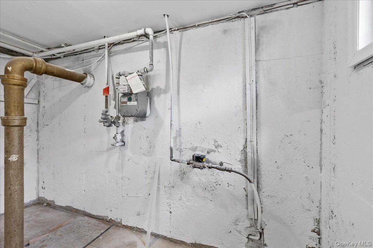 Single Family Rosalind Nassau County, NY 11003, MLS-904557-27