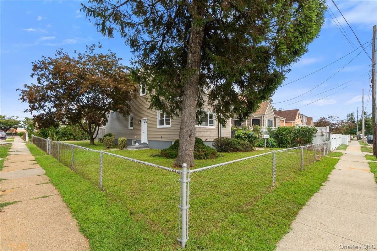 Single Family Rosalind Nassau County, NY 11003, MLS-904557-36