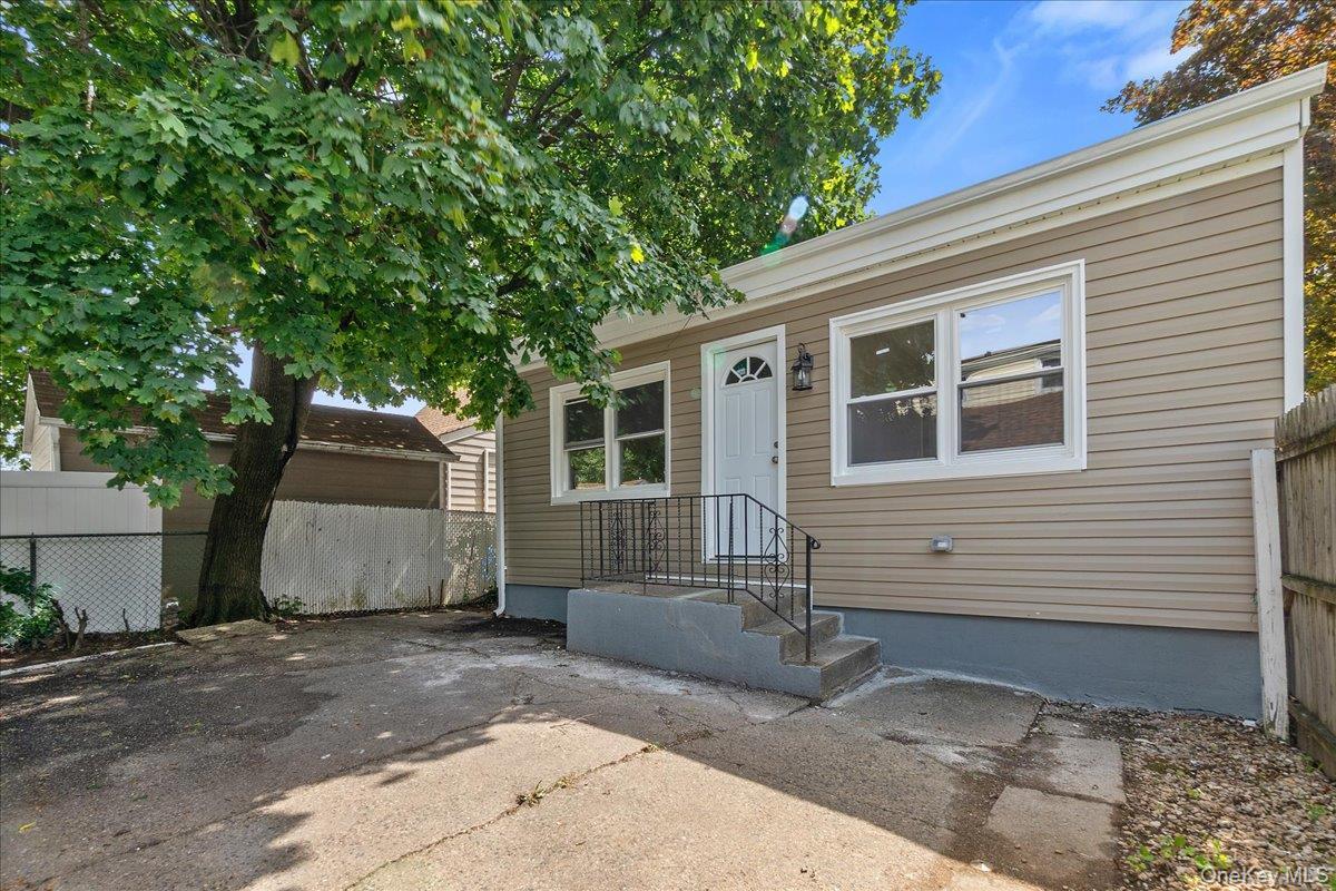 Single Family Rosalind Nassau County, NY 11003, MLS-904557-38