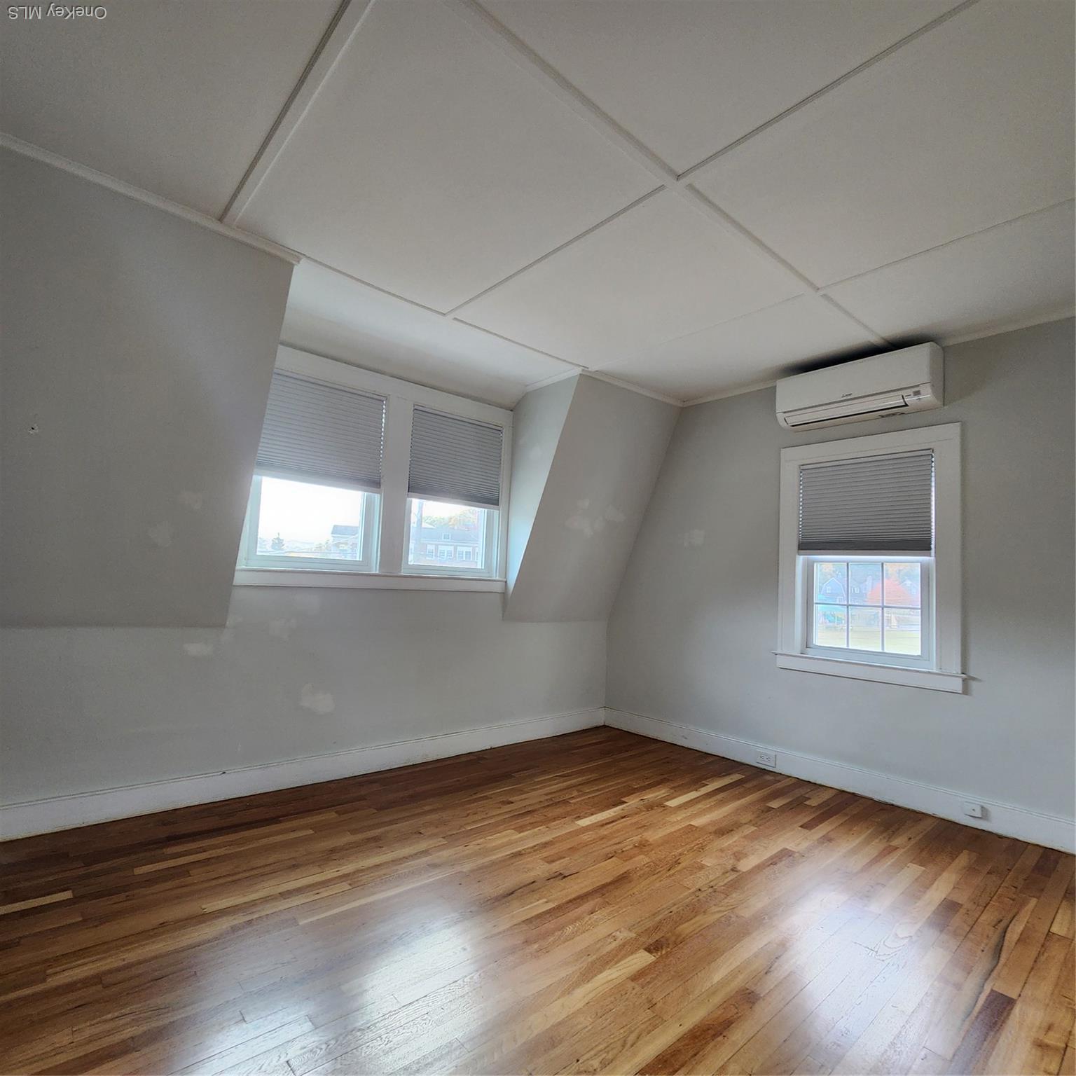 Single Family Circle  Orange County, NY 10987, MLS-904577-25