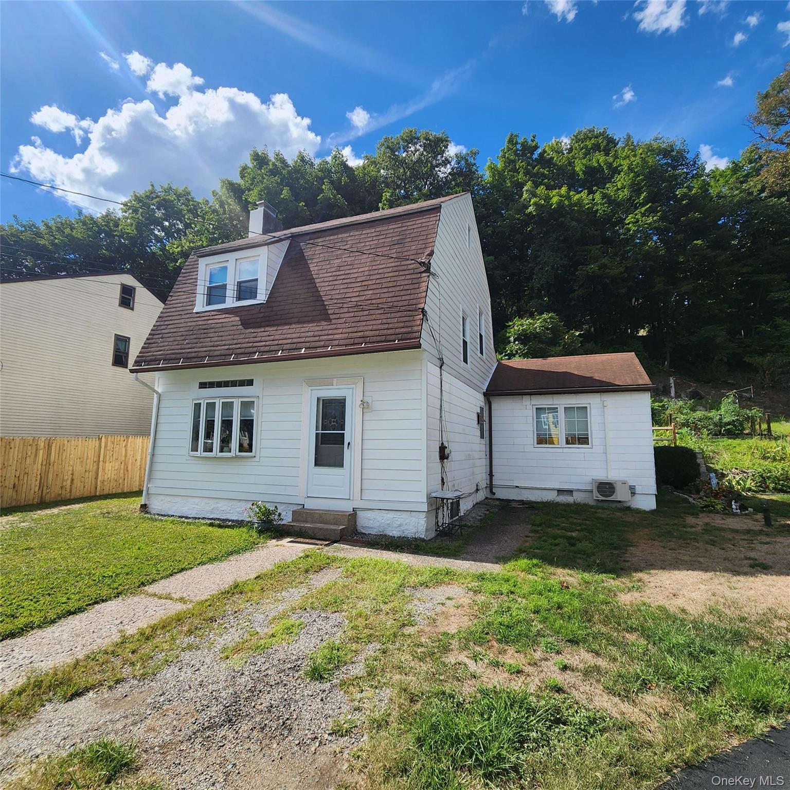 Single Family Circle  Orange County, NY 10987, MLS-904577-29