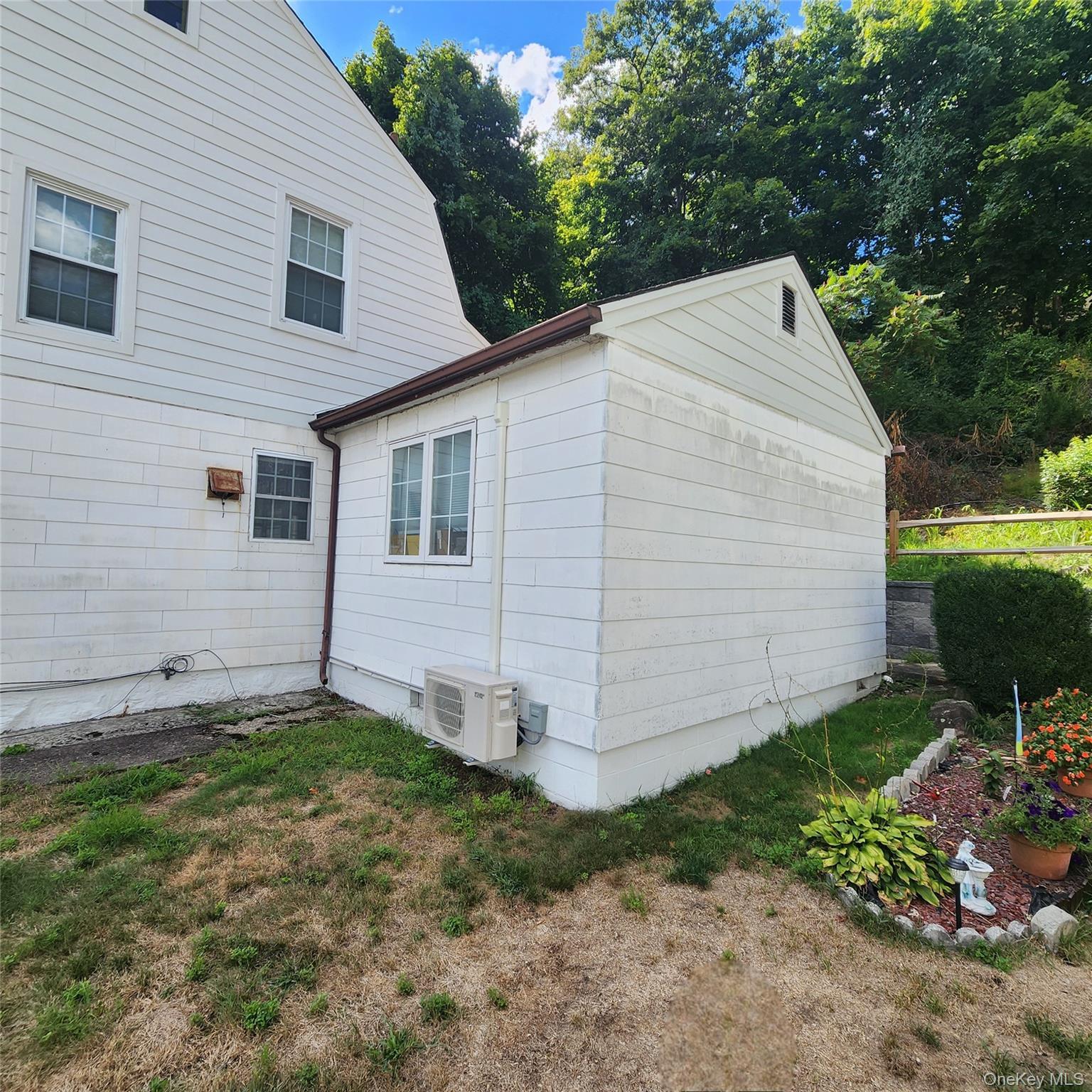 Single Family Circle  Orange County, NY 10987, MLS-904577-30