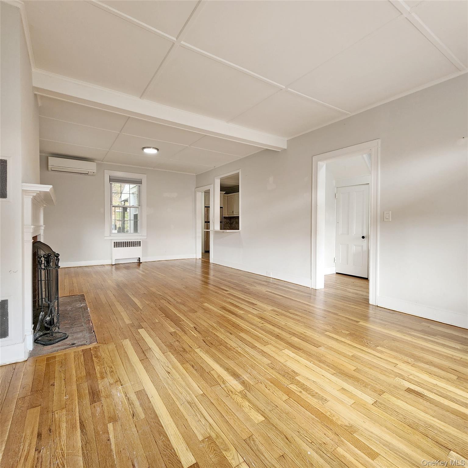 Single Family Circle  Orange County, NY 10987, MLS-904577-5