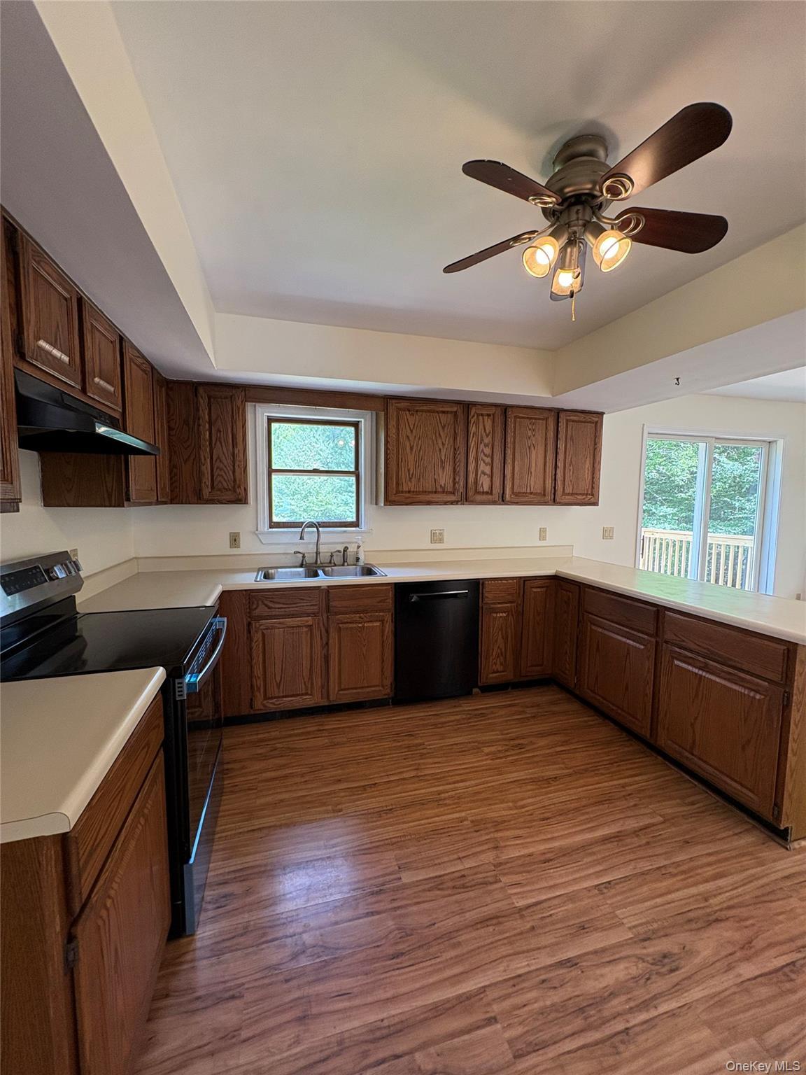 Single Family Schoolhouse Ulster County, NY 12458, MLS-904587-12