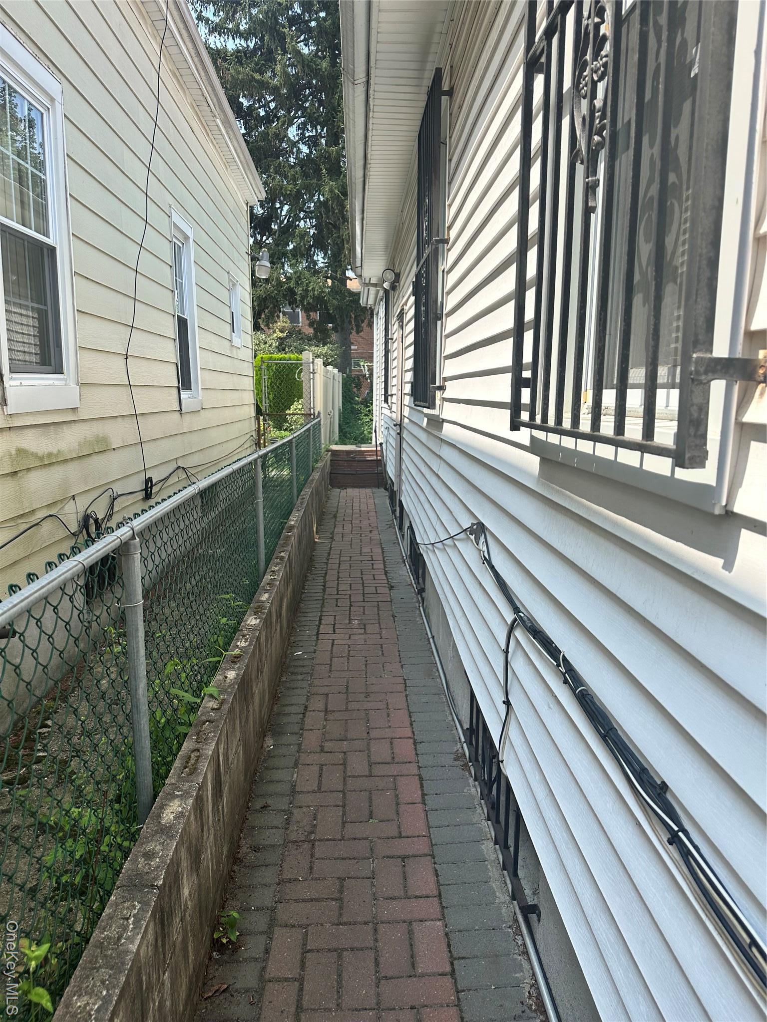 Single Family 226th  Queens, NY 11413, MLS-904611-2