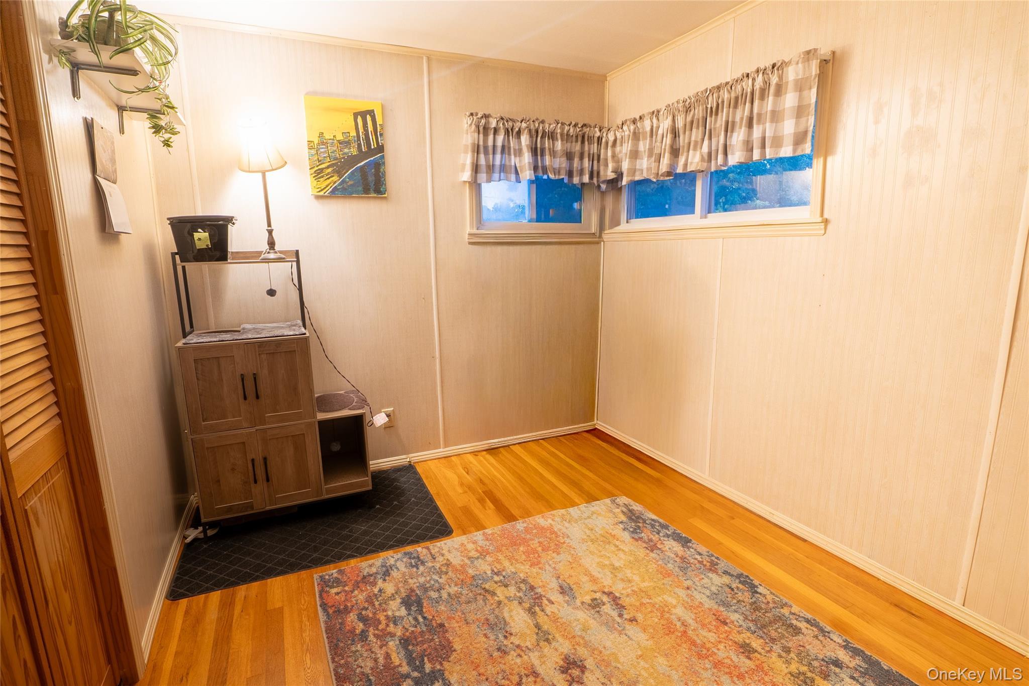 Single Family Andam Suffolk County, NY 11780, MLS-904662-16