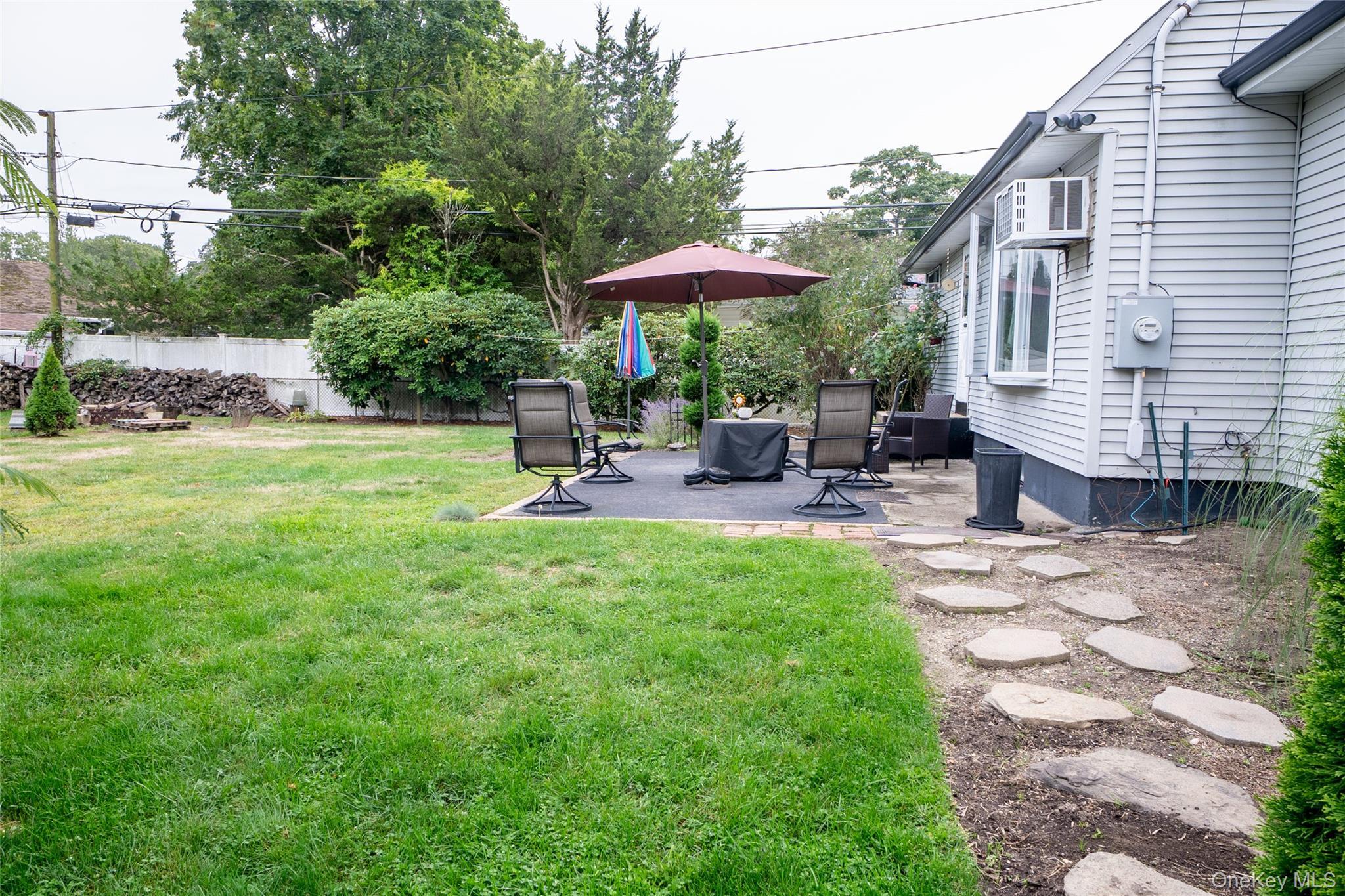 Single Family Andam Suffolk County, NY 11780, MLS-904662-6