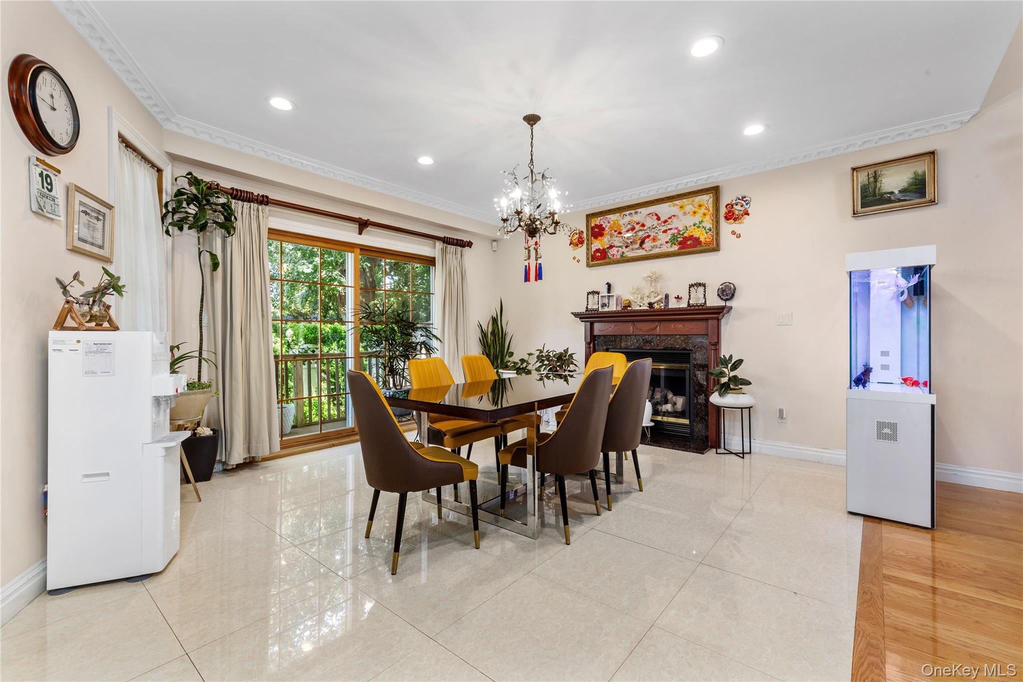 Single Family Manor Nassau County, NY 11577, MLS-904703-12