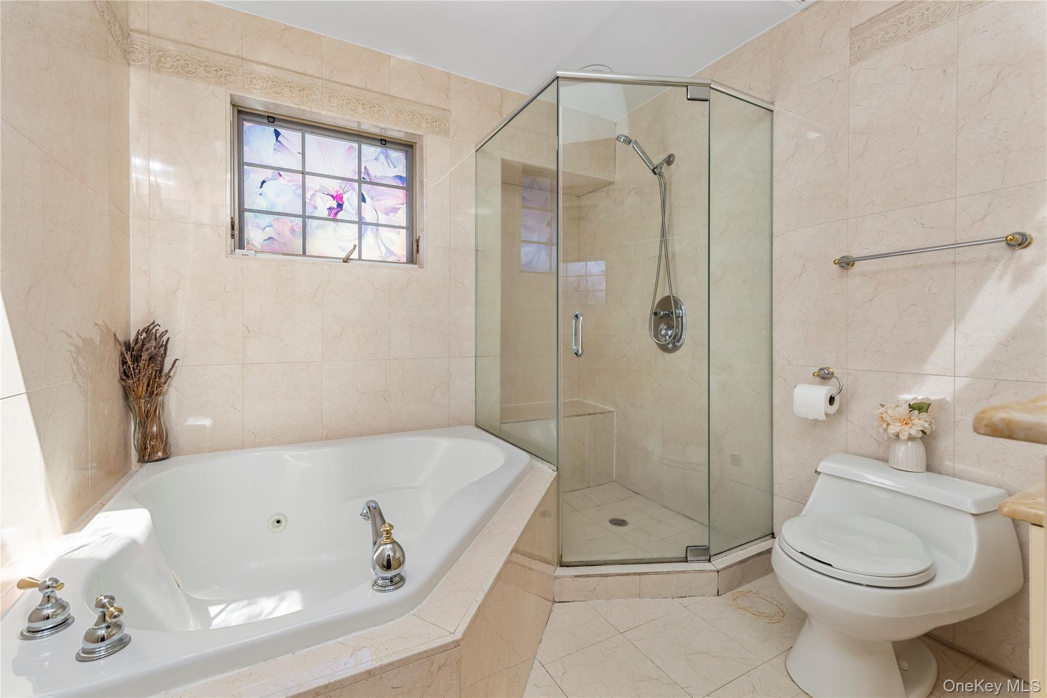 Single Family Manor Nassau County, NY 11577, MLS-904703-29