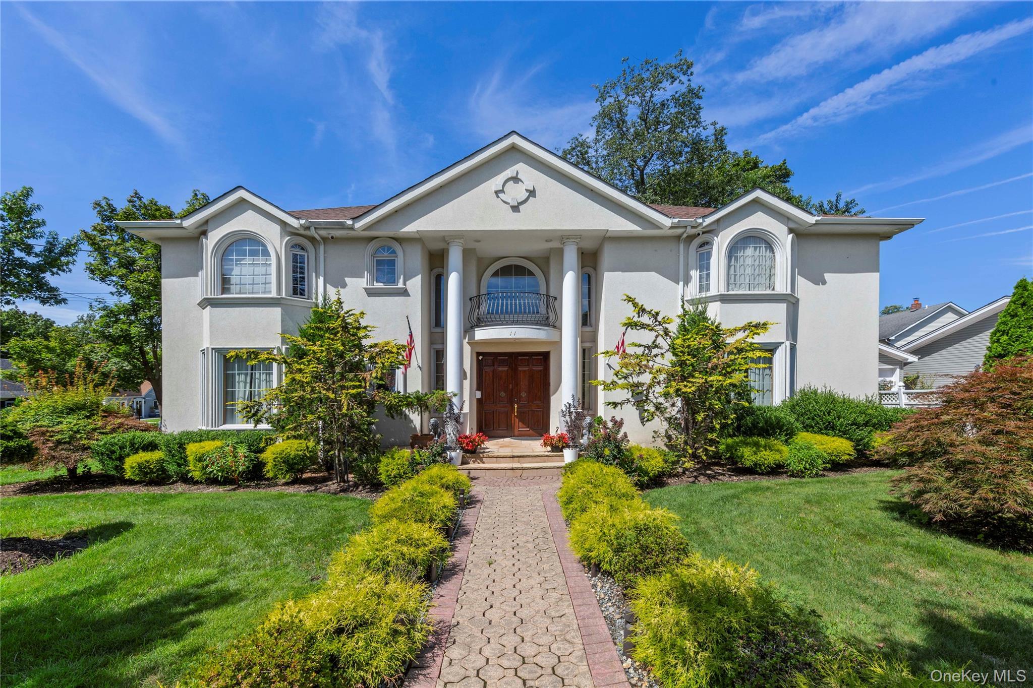 Single Family Manor Nassau County, NY 11577, MLS-904703-3