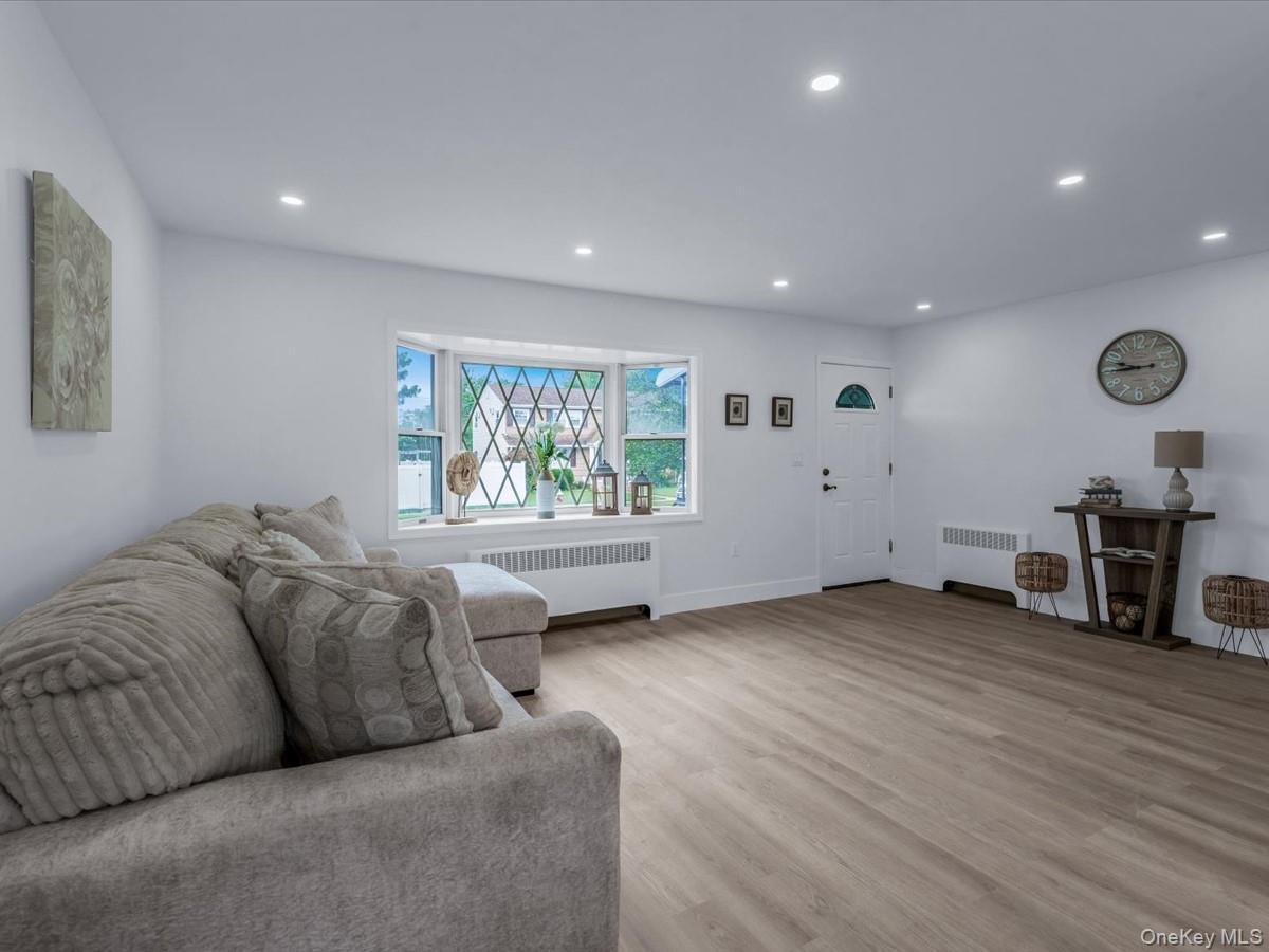 Single Family Lee  Nassau County, NY 11801, MLS-904723-7