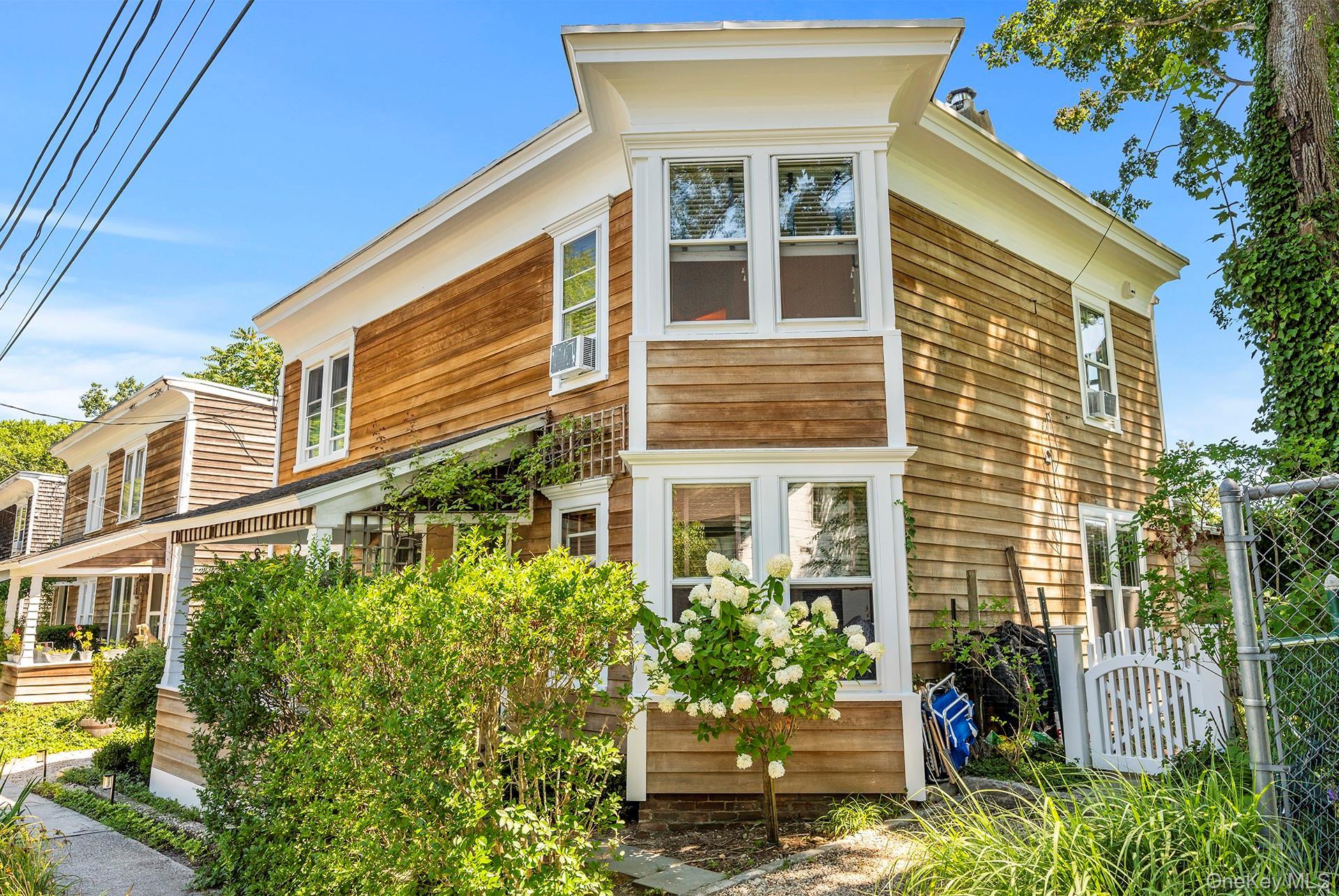 Coop Elizabeth  Suffolk County, NY 11963, MLS-904733-2
