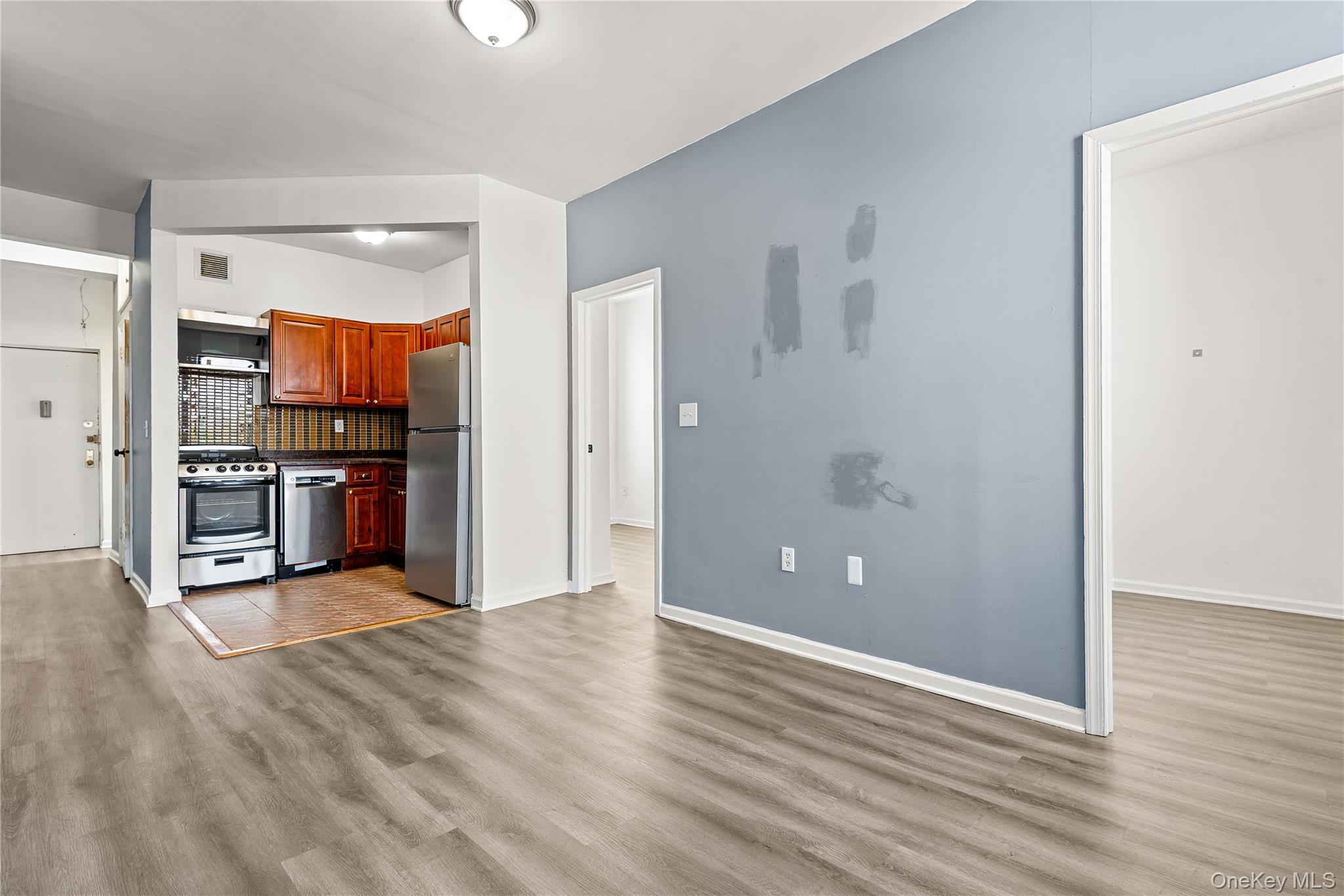 Coop Siegal Brooklyn, NY 11206, MLS-904736-4