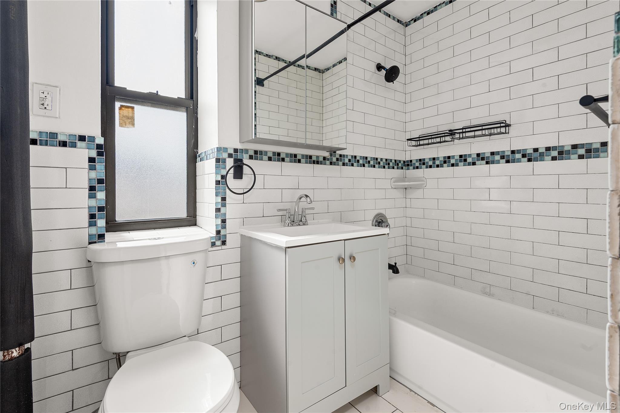 Coop Siegal  Brooklyn, NY 11206, MLS-904736-9