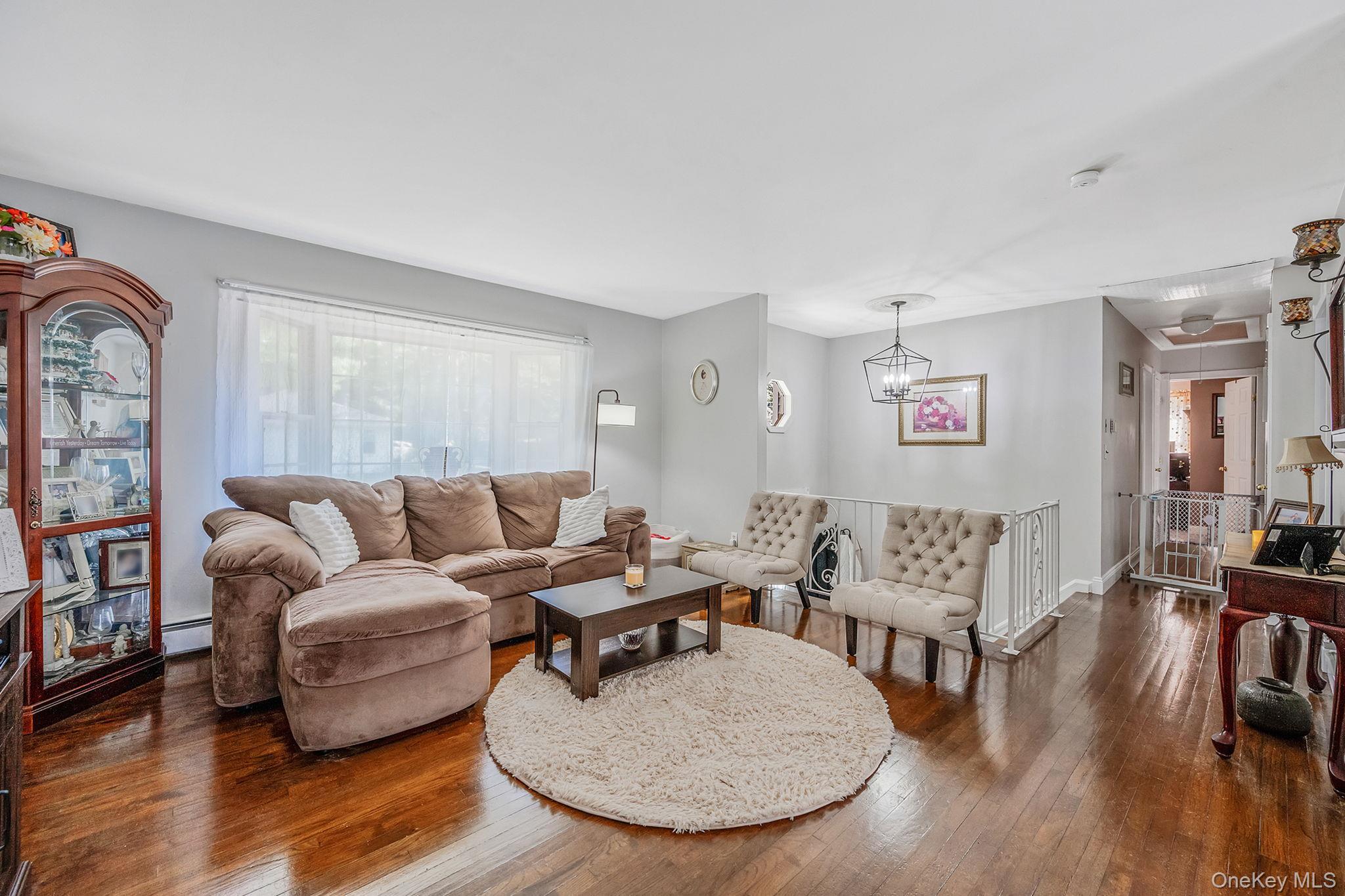 Single Family Wainscott  Suffolk County, NY 11789, MLS-904737-14